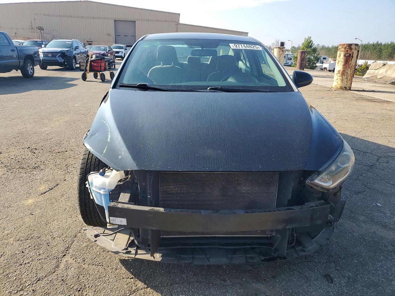 2017 HYUNDAI ELANTRA SE photo 13