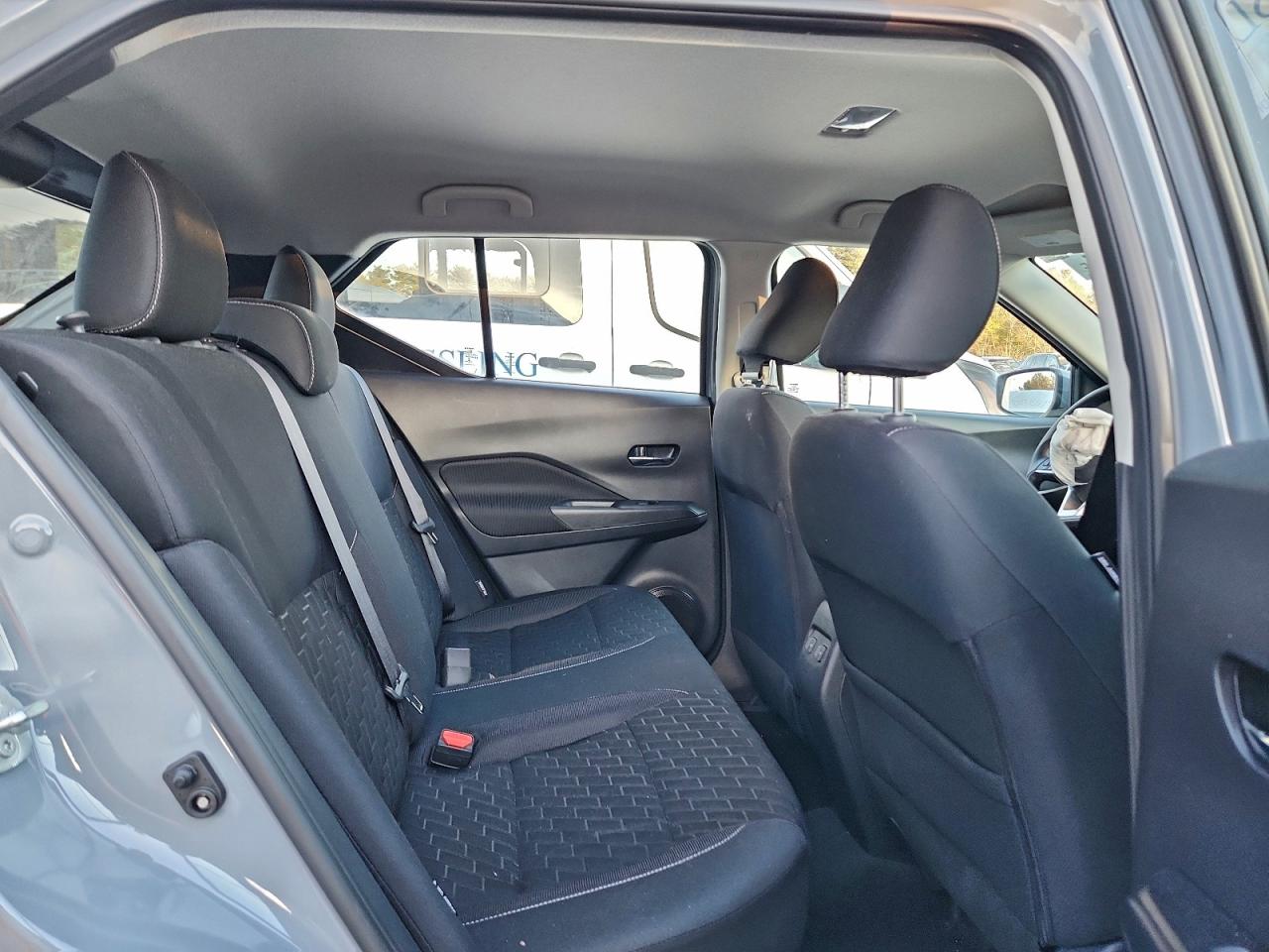 2022 NISSAN KICKS SV photo 21
