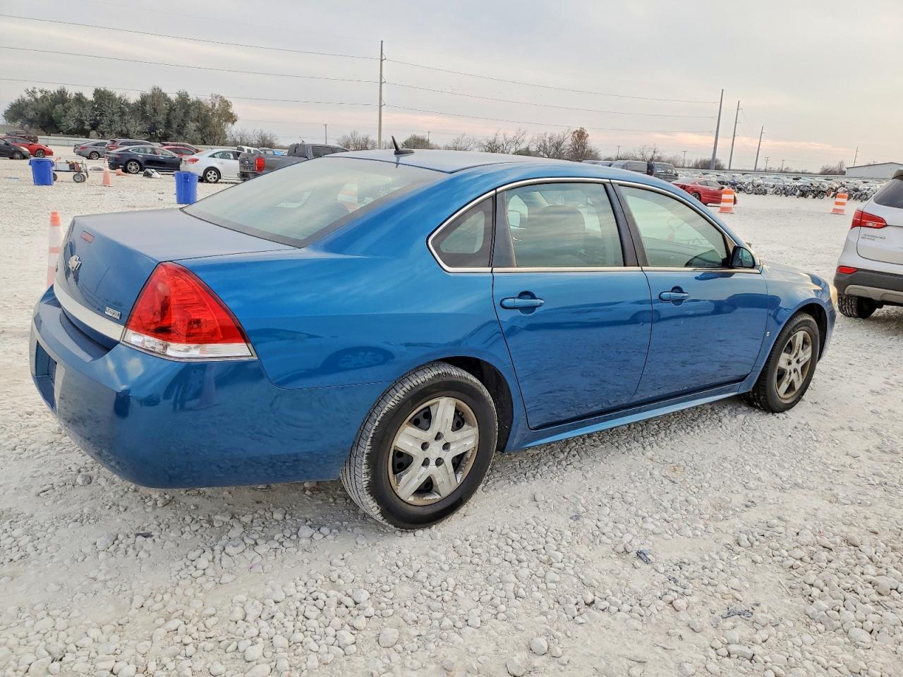 2010 CHEVROLET IMPALA LS photo 3