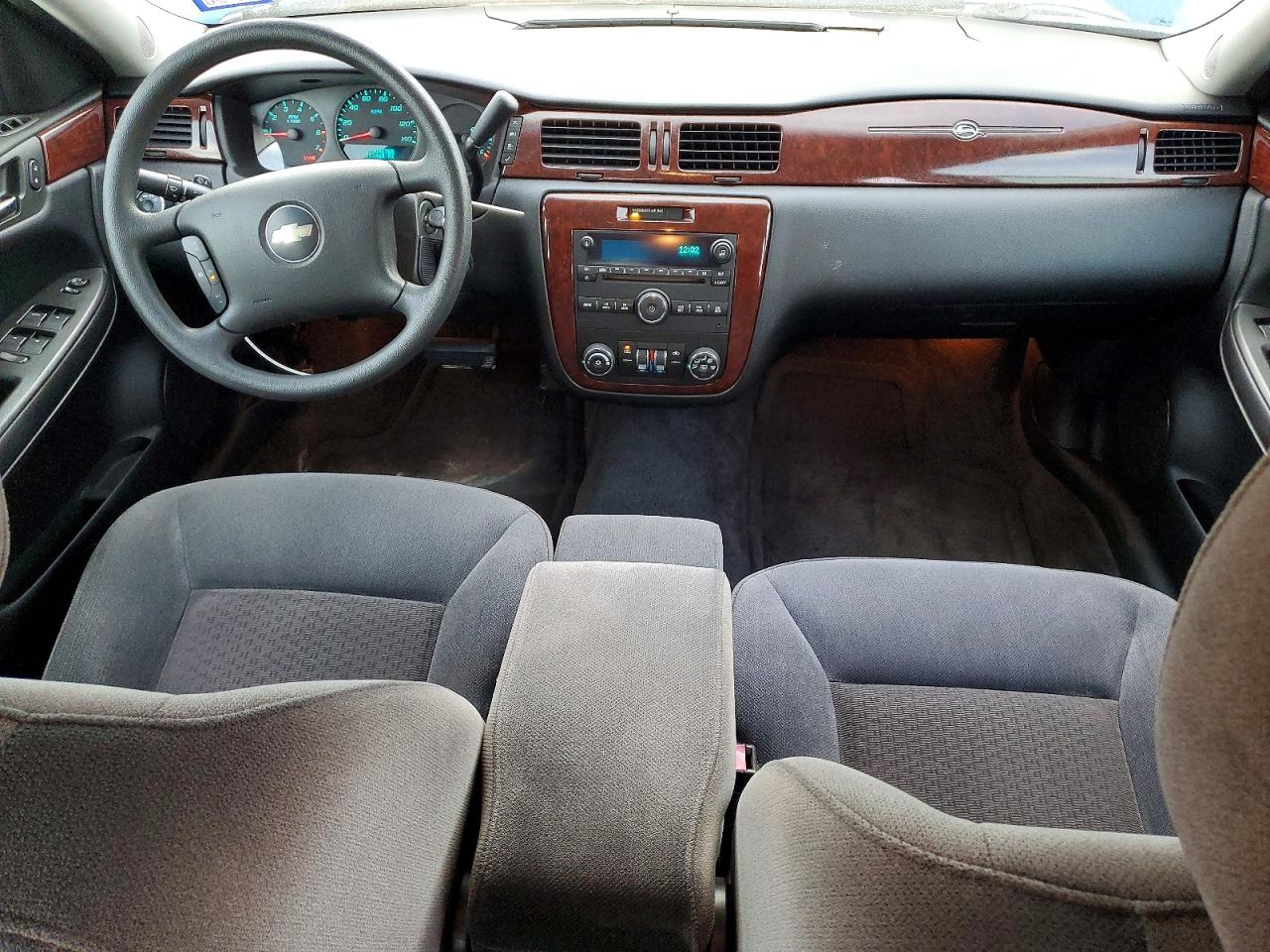 2010 CHEVROLET IMPALA LS photo 8
