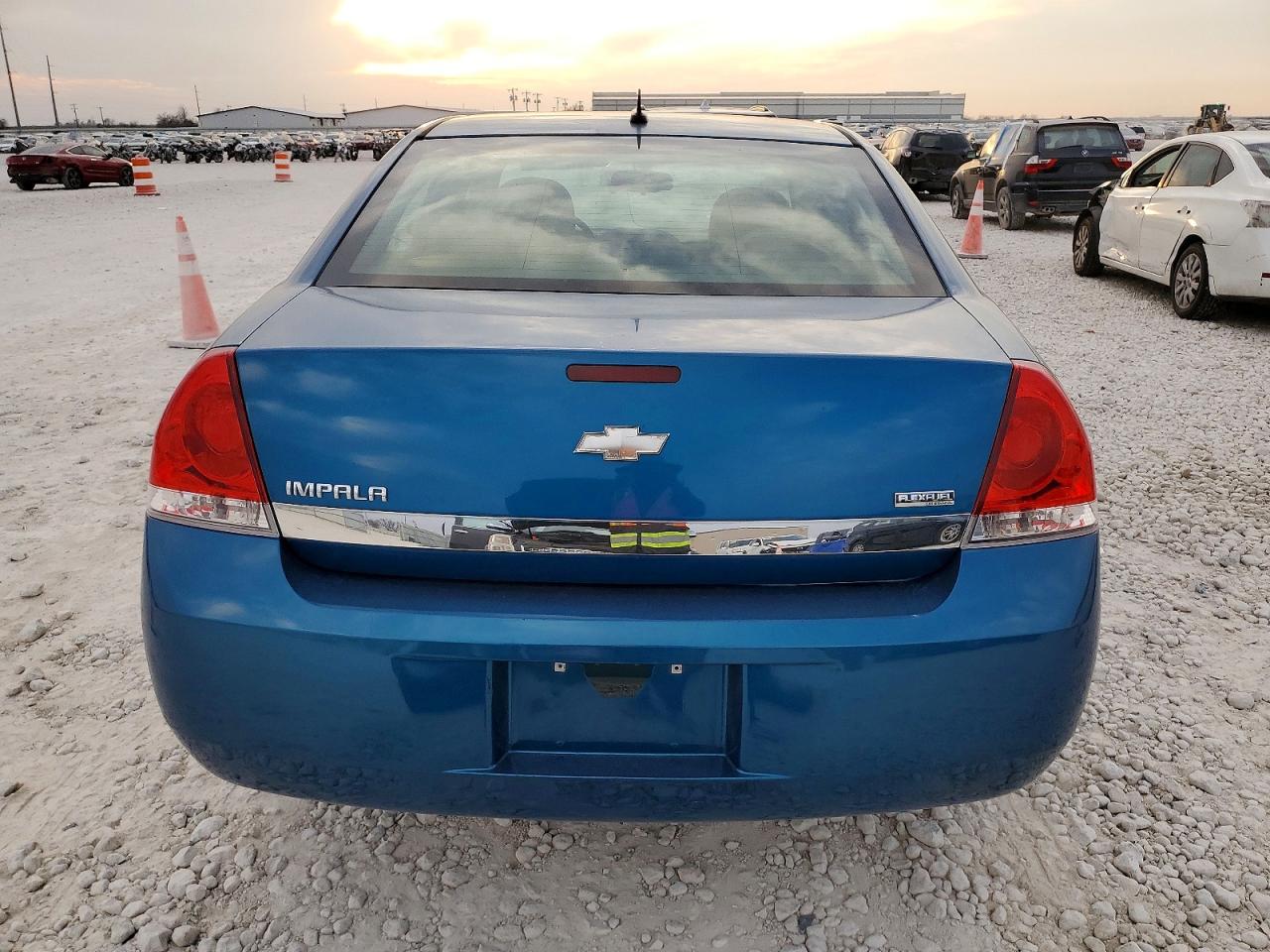 2010 CHEVROLET IMPALA LS photo 6