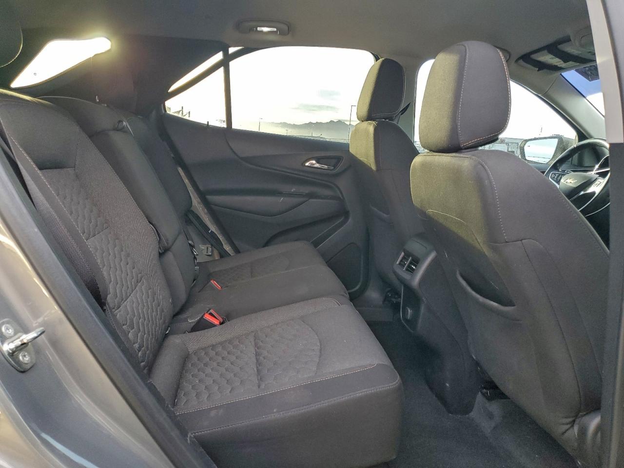 2018 CHEVROLET EQUINOX LT photo 11