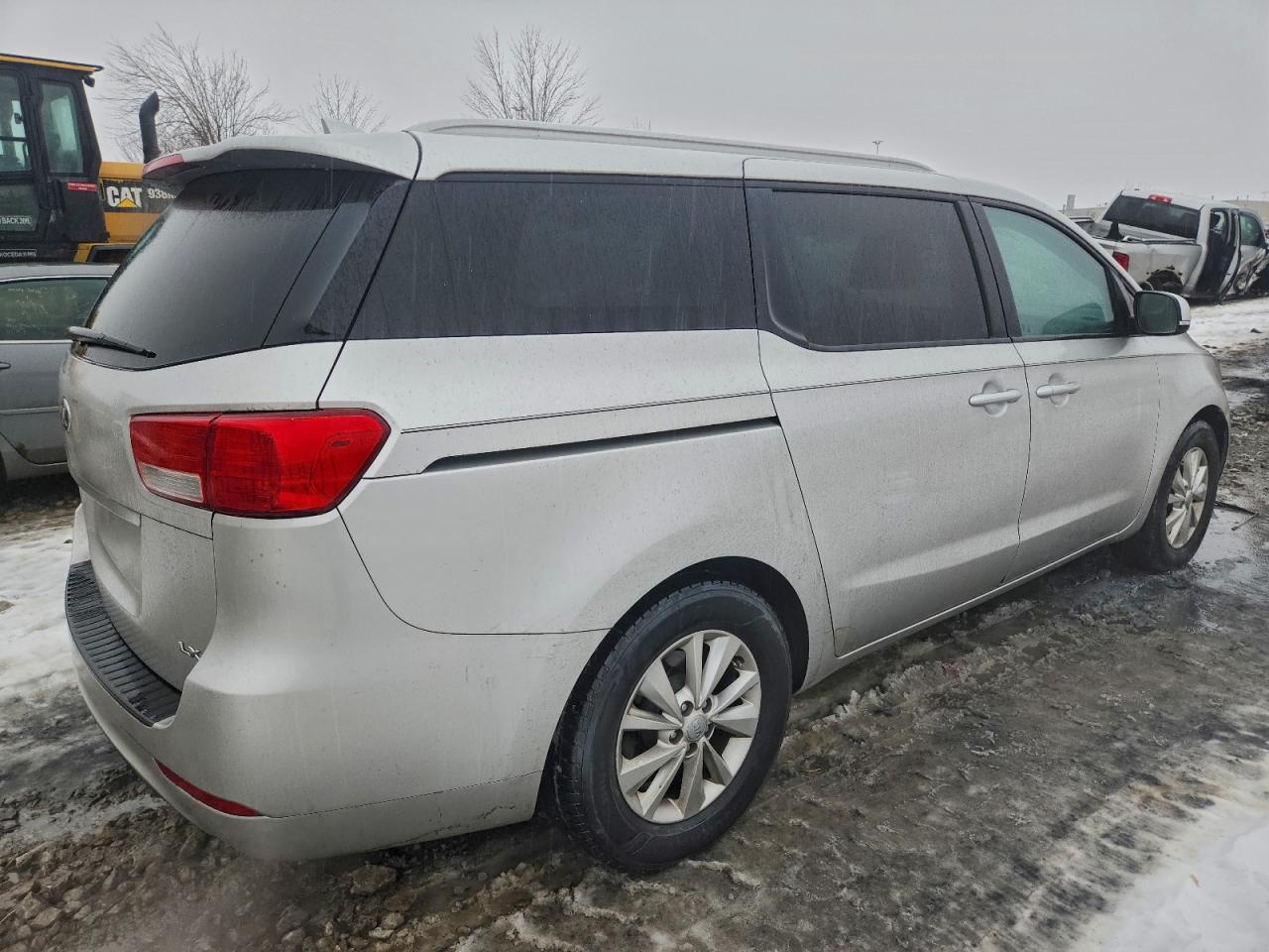 2016 KIA SEDONA LX photo 3