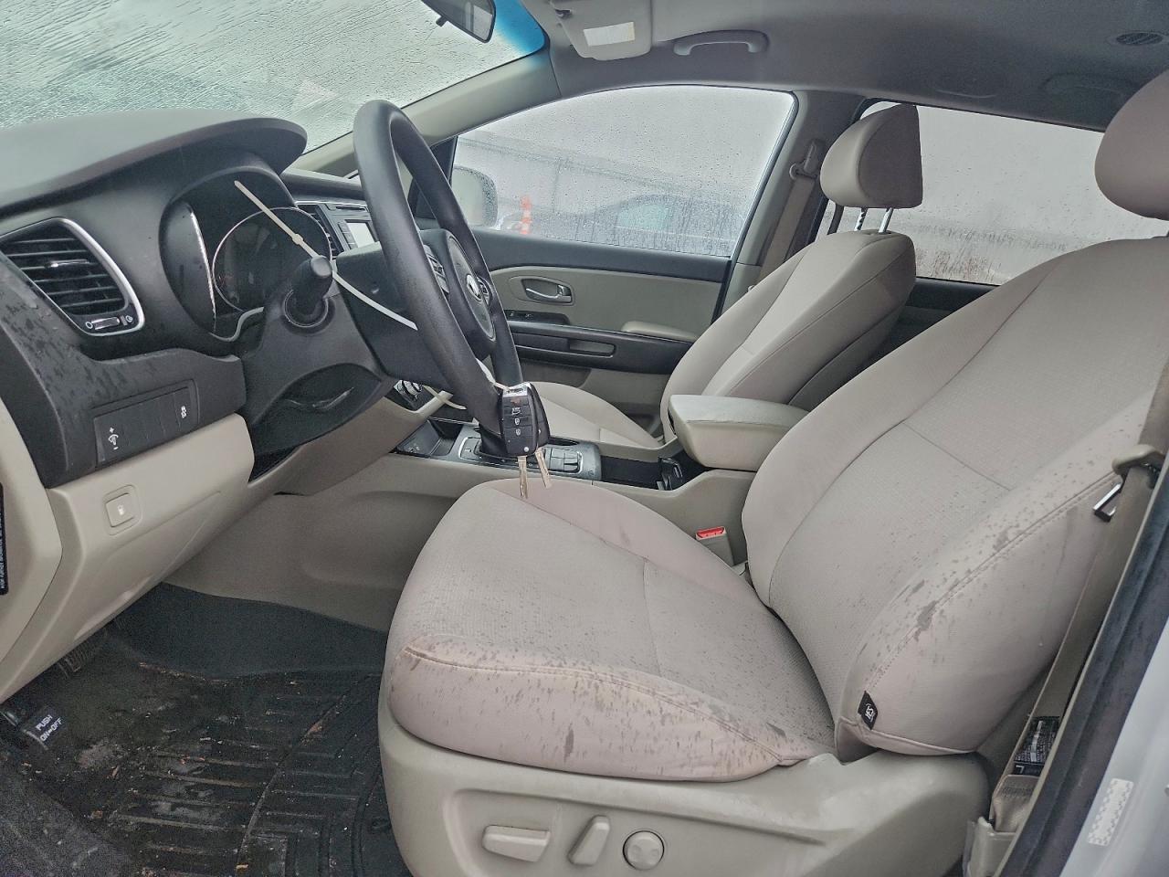 2016 KIA SEDONA LX photo 7