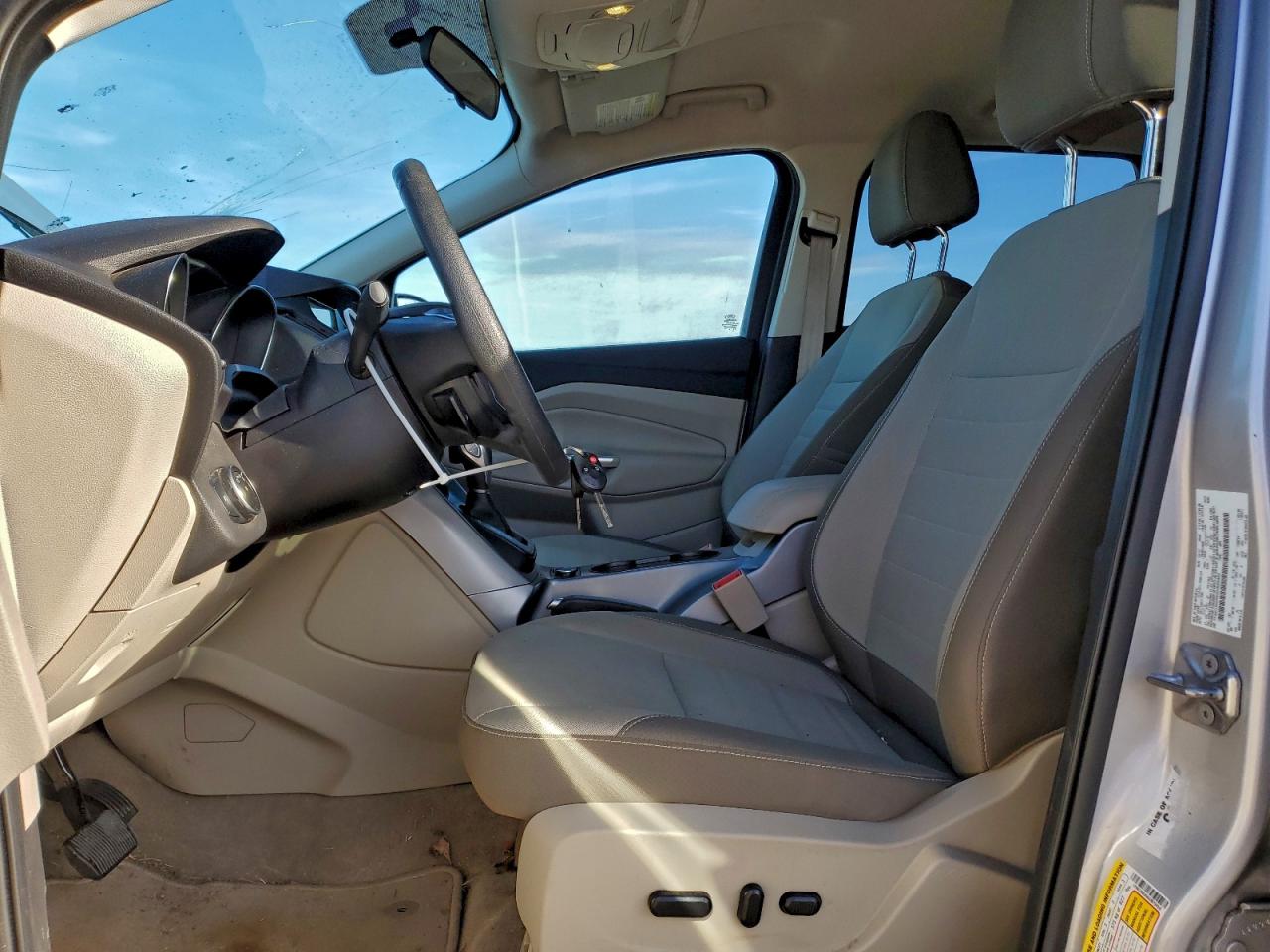2016 FORD ESCAPE SE photo 7