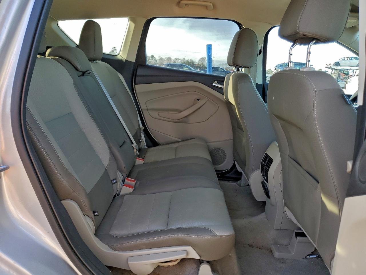 2016 FORD ESCAPE SE photo 11