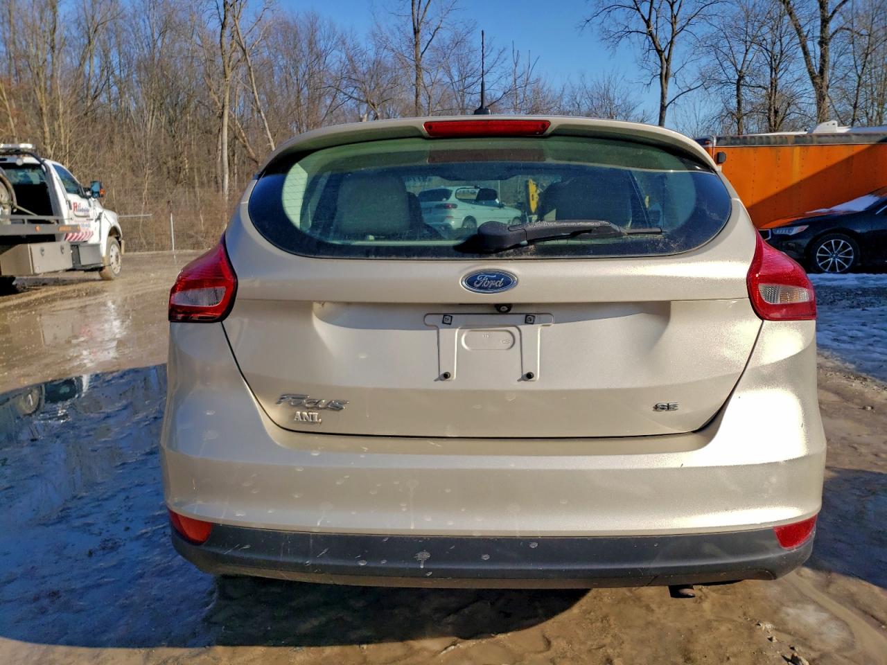 2017 FORD FOCUS SE photo 11