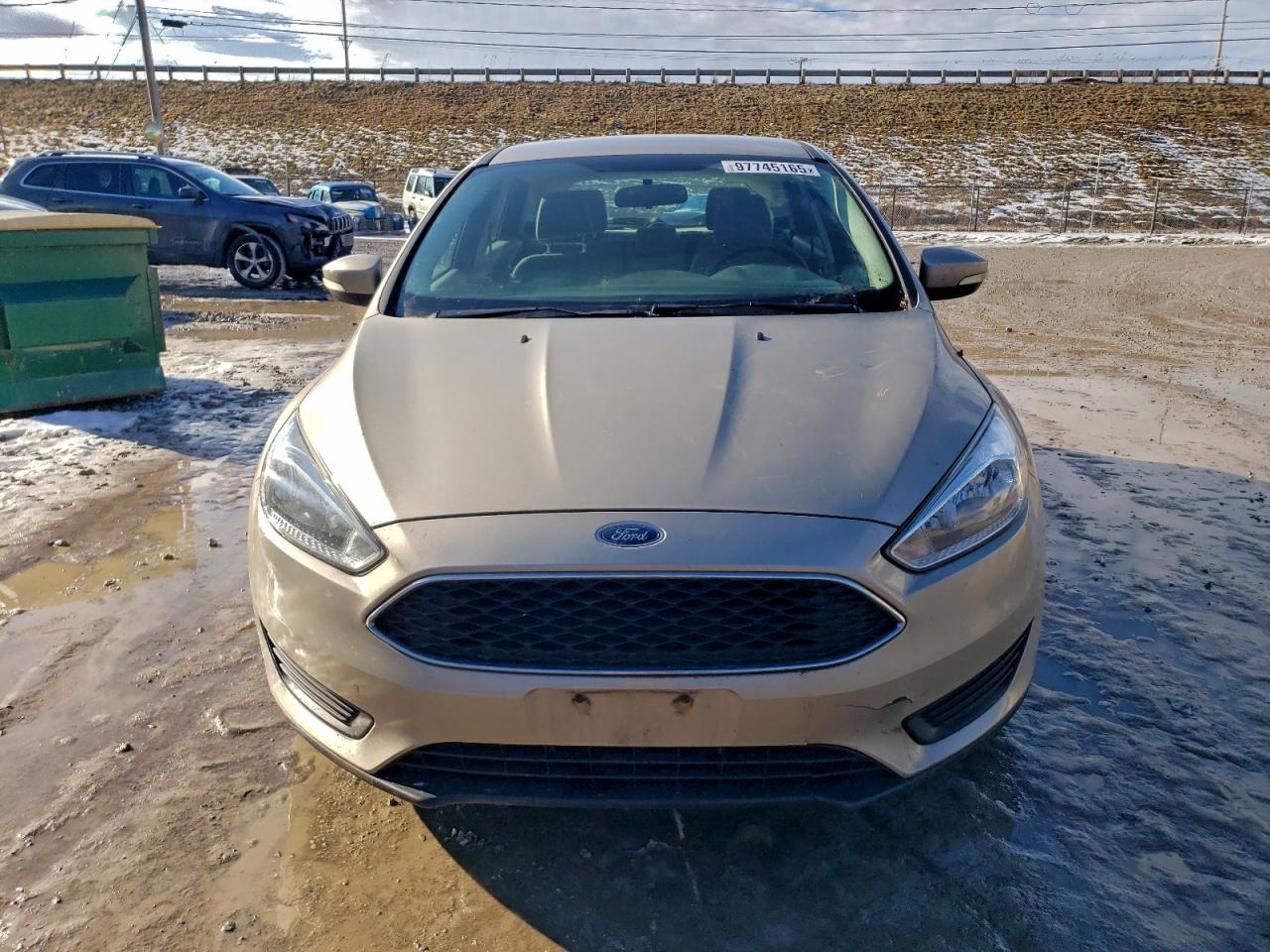 2017 FORD FOCUS SE photo 9