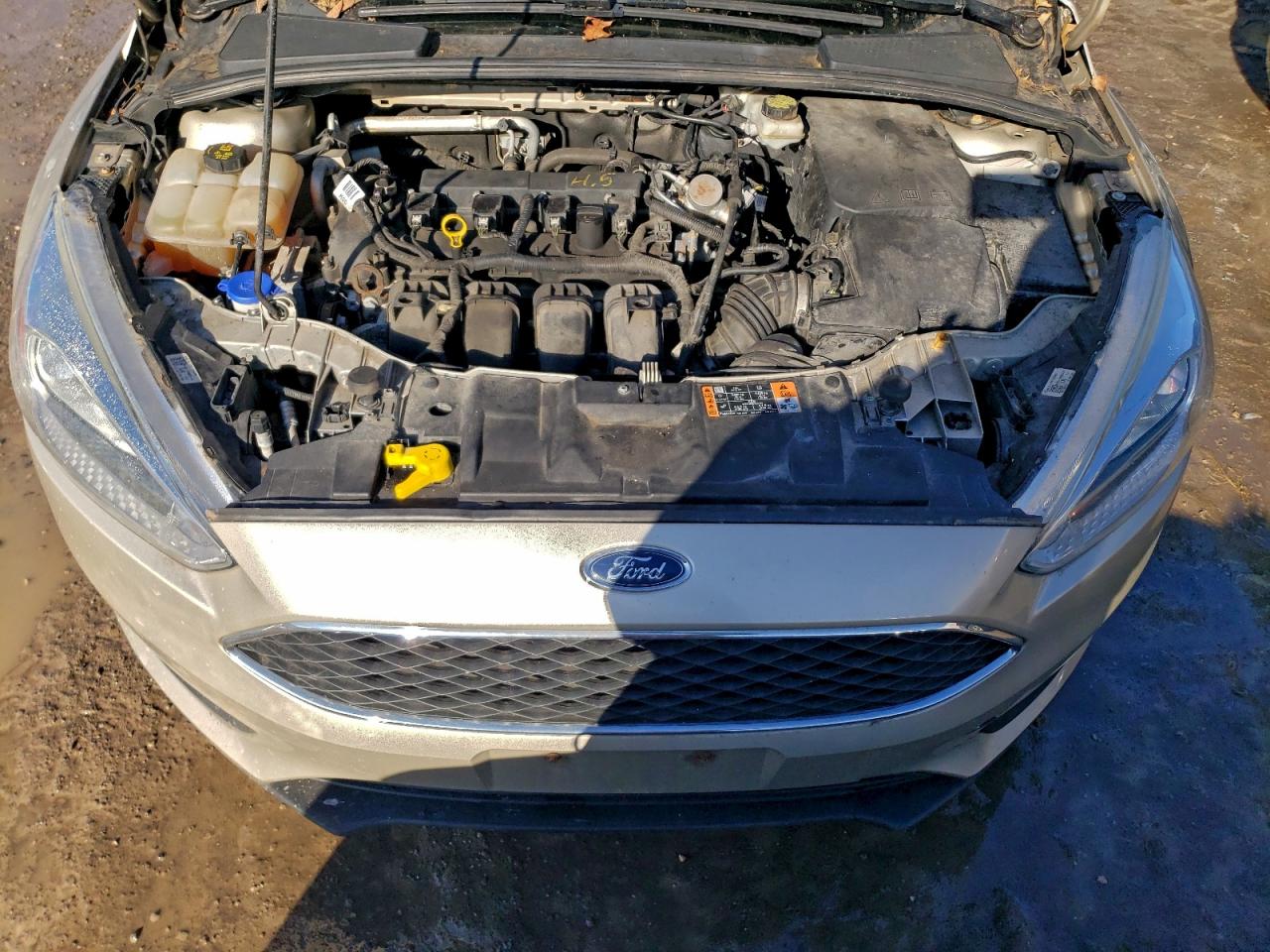 2017 FORD FOCUS SE photo 21
