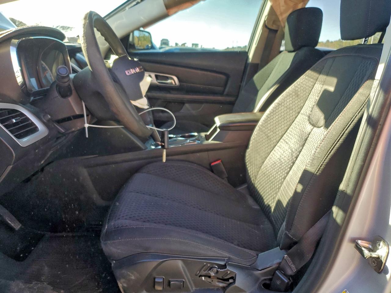 2015 GMC TERRAIN SLE photo 19