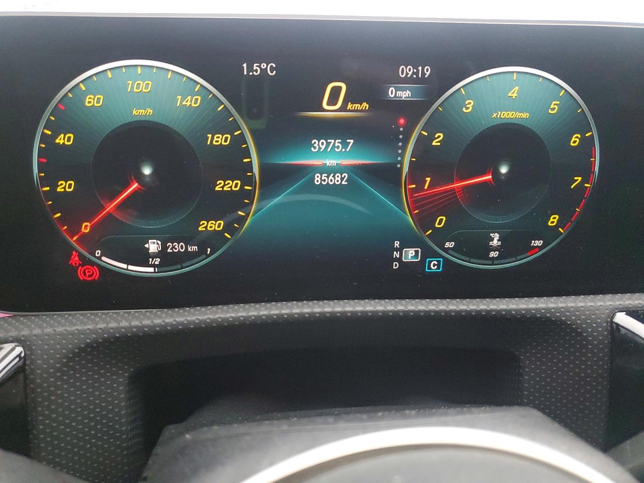 2020 MERCEDES-BENZ CLA 250 4MATIC photo 9