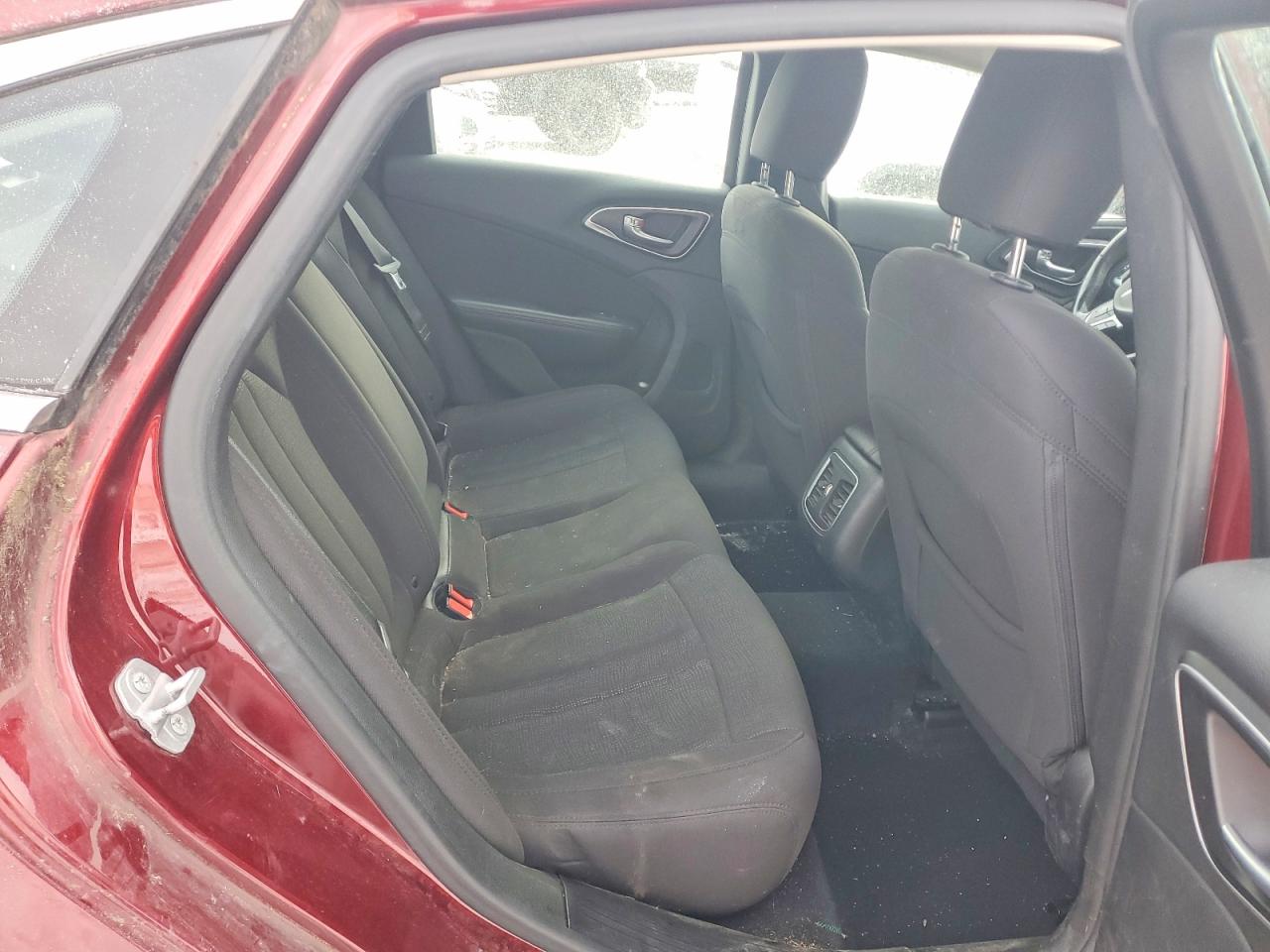 2015 CHRYSLER 200 LIMITED photo 10