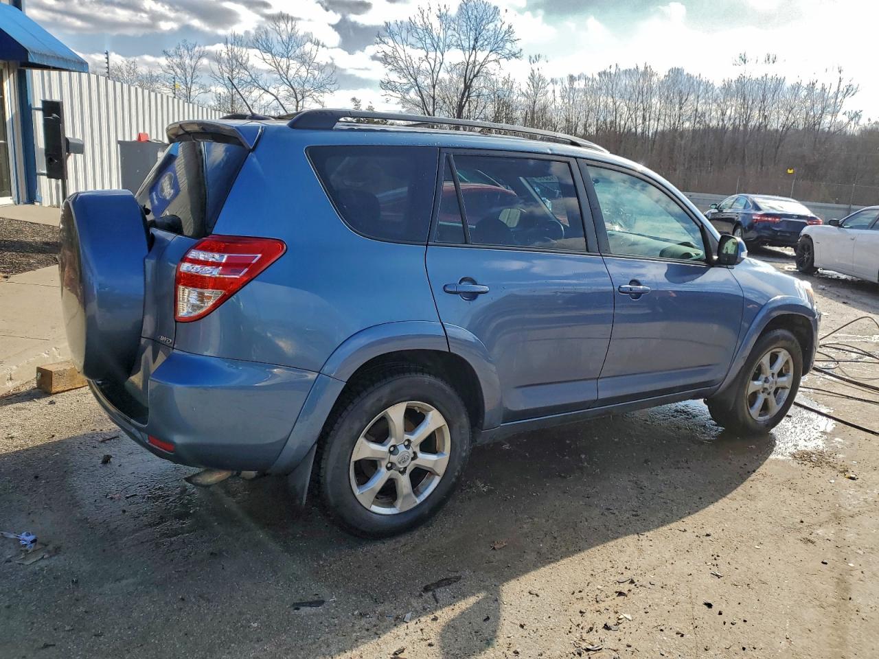2011 TOYOTA RAV4 LIMITED photo 3