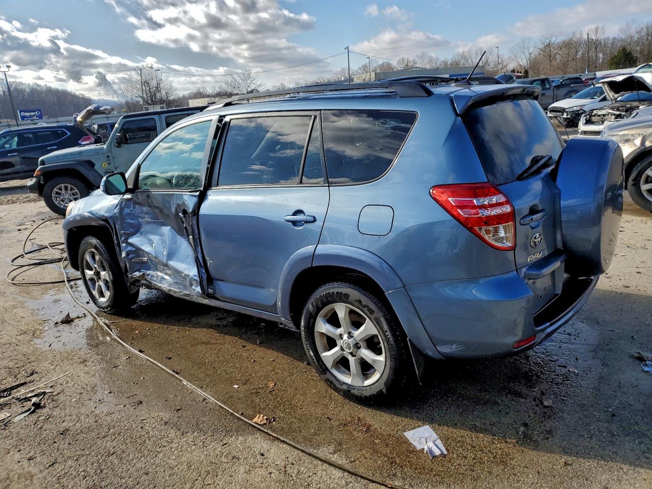 2011 TOYOTA RAV4 LIMITED photo 2