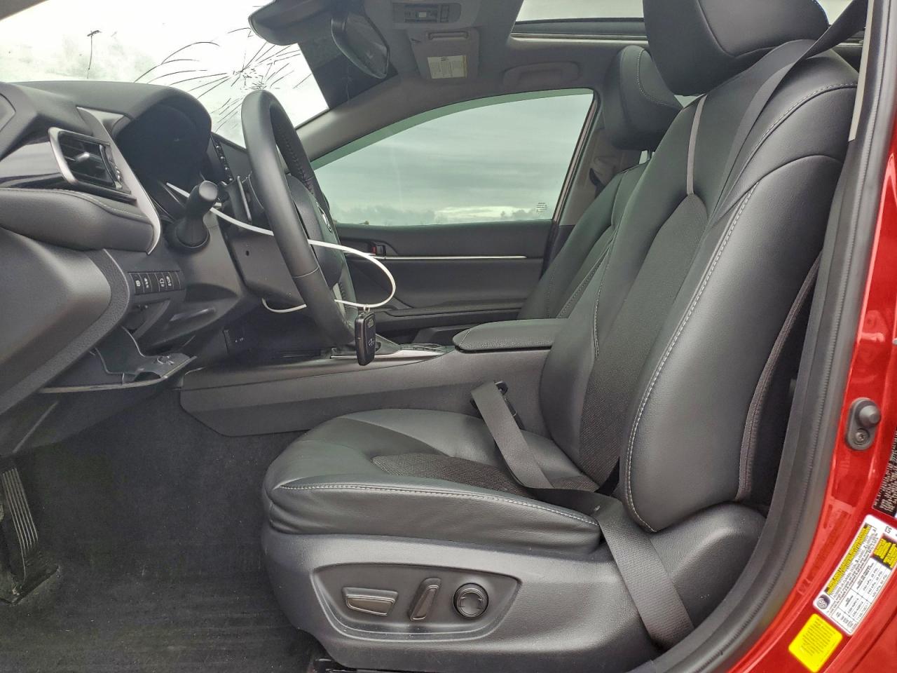 2024 TOYOTA CAMRY XSE photo 7