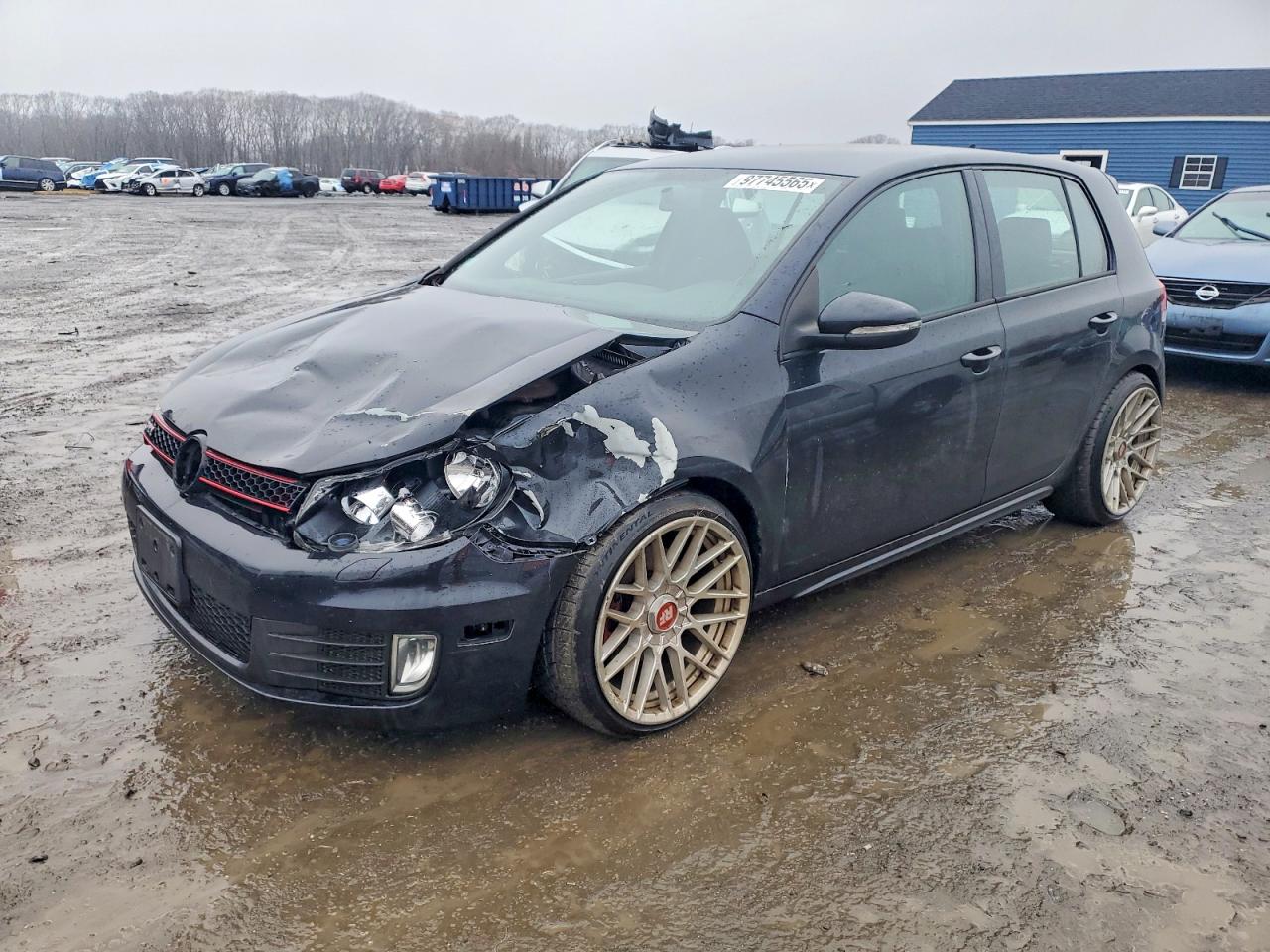 2013 VOLKSWAGEN GTI