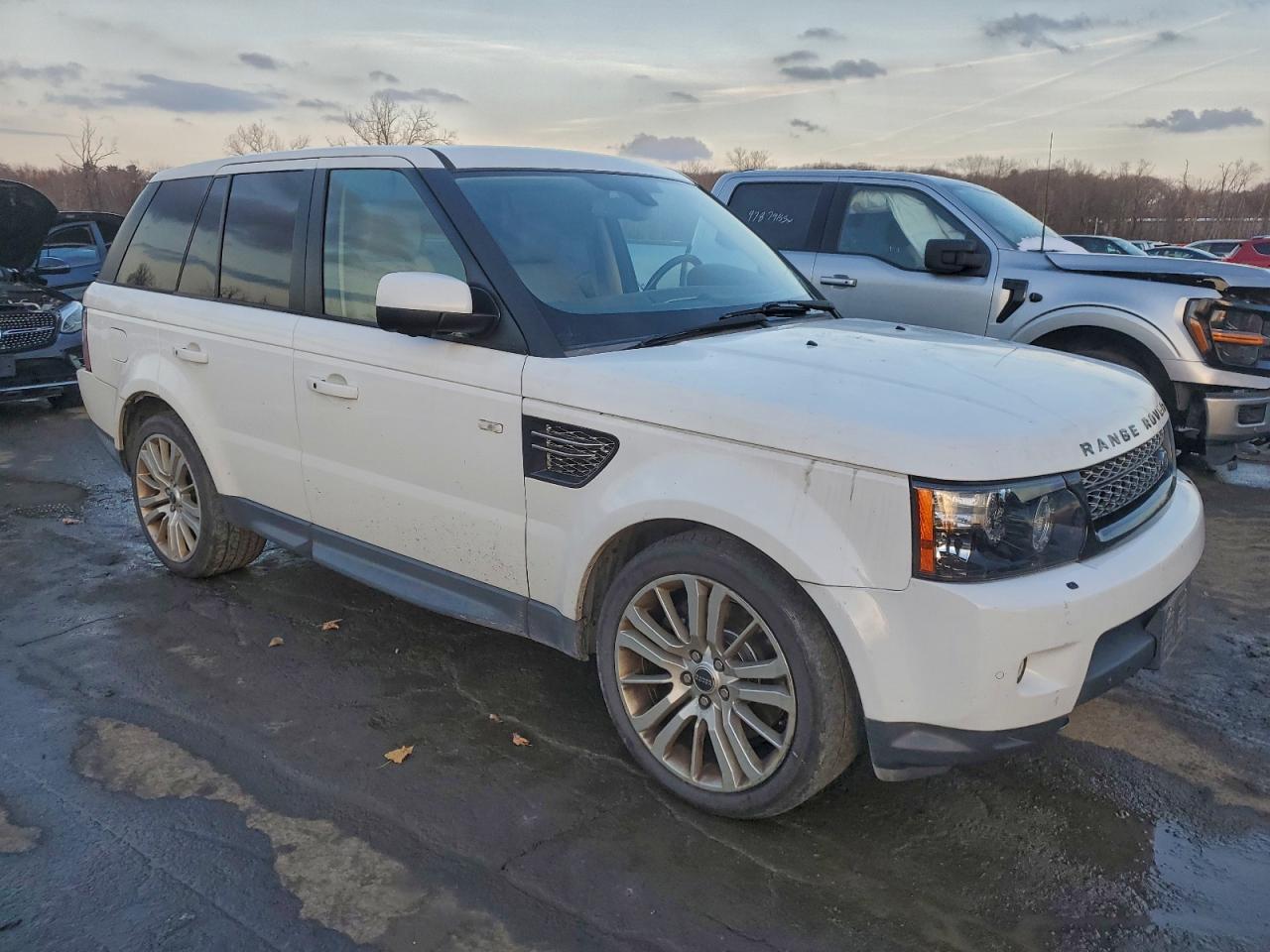 2012 LAND ROVER RANGE ROVER SPORT HSE LUXURY photo 4