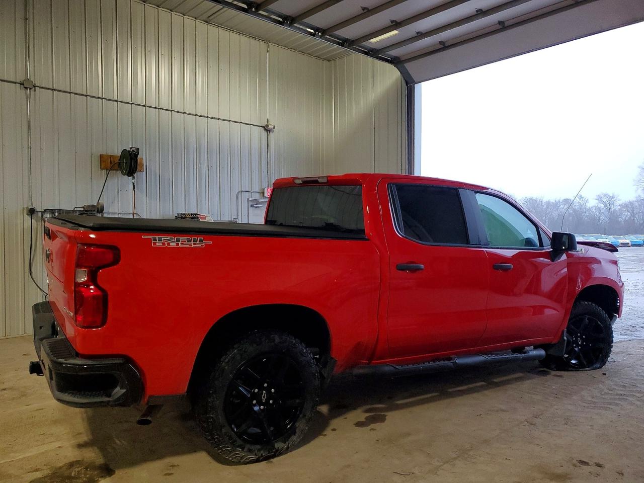 2024 CHEVROLET SILVERADO K1500 TRAIL BOSS CUSTOM photo 3