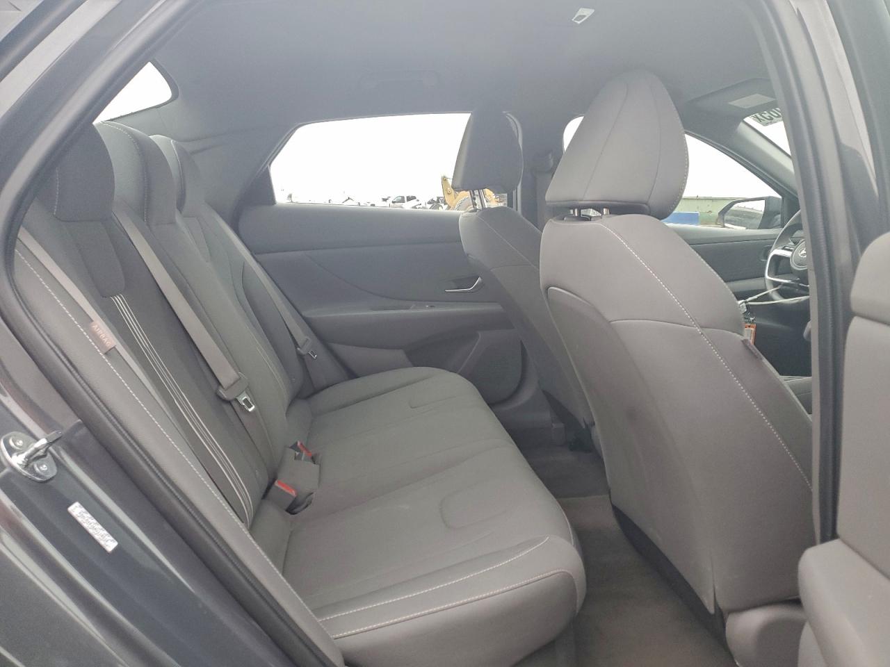 2024 HYUNDAI ELANTRA BLUE photo 19