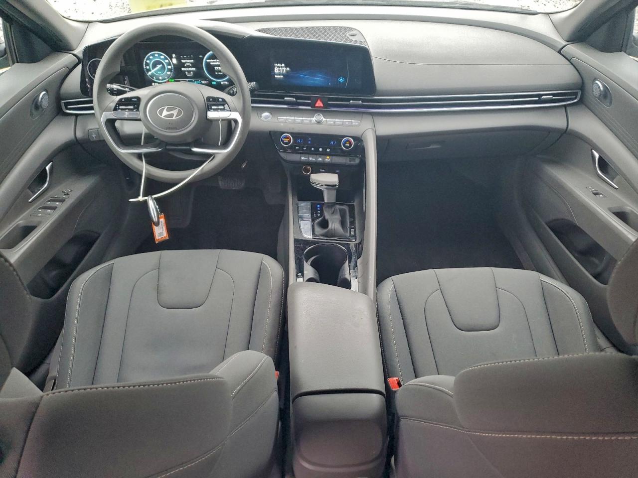 2024 HYUNDAI ELANTRA BLUE photo 15