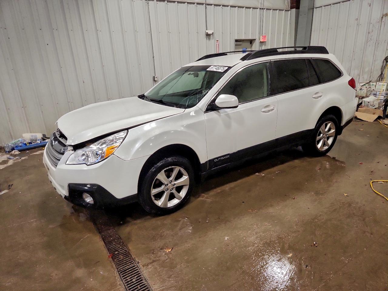 2014 SUBARU OUTBACK