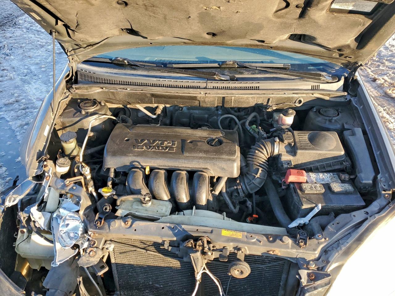 2005 TOYOTA COROLLA CE photo 11