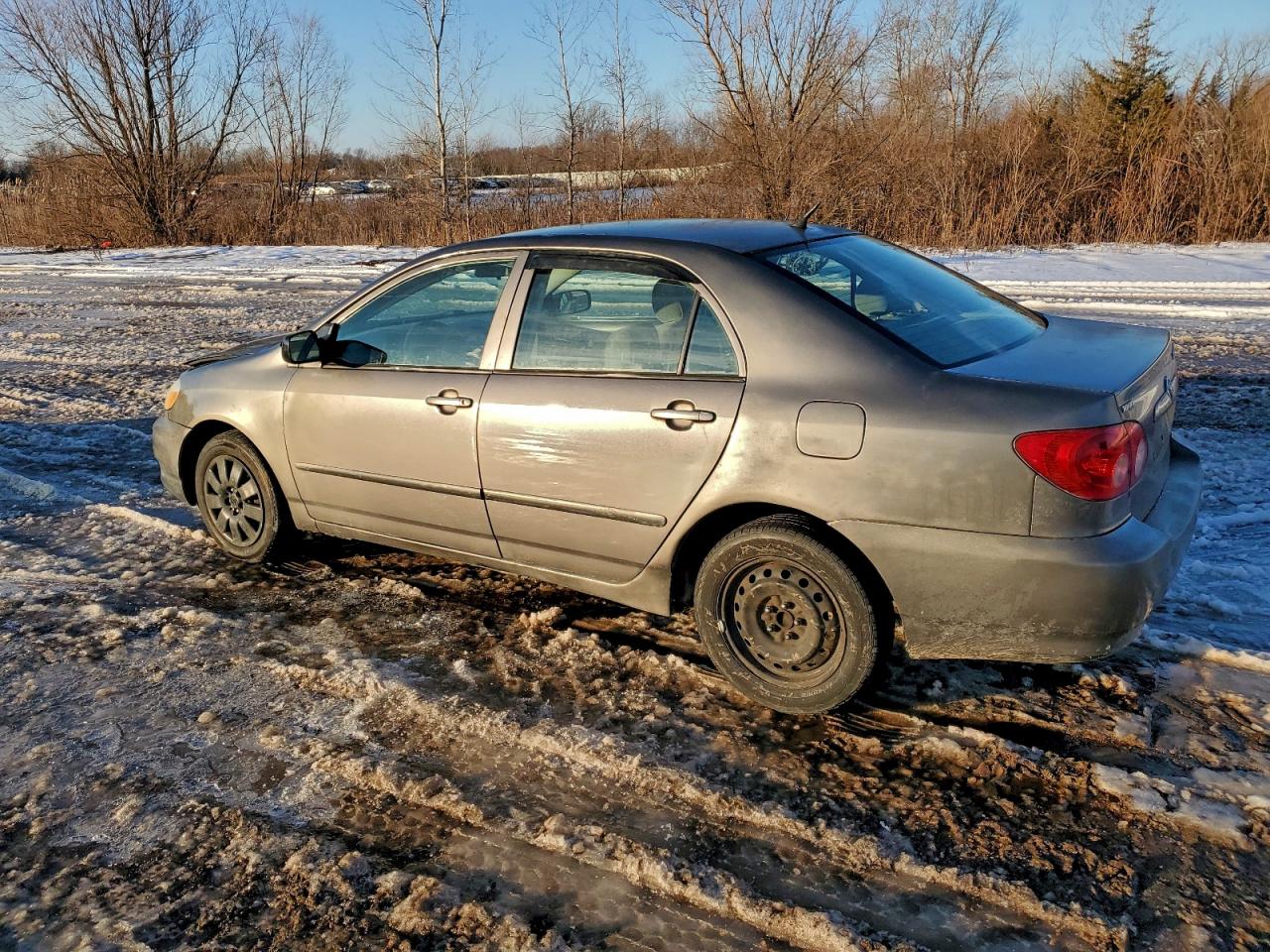 2005 TOYOTA COROLLA CE photo 2