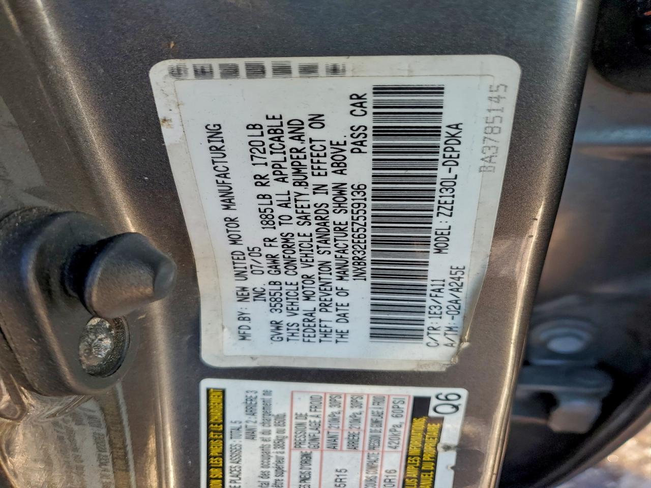 2005 TOYOTA COROLLA CE photo 12