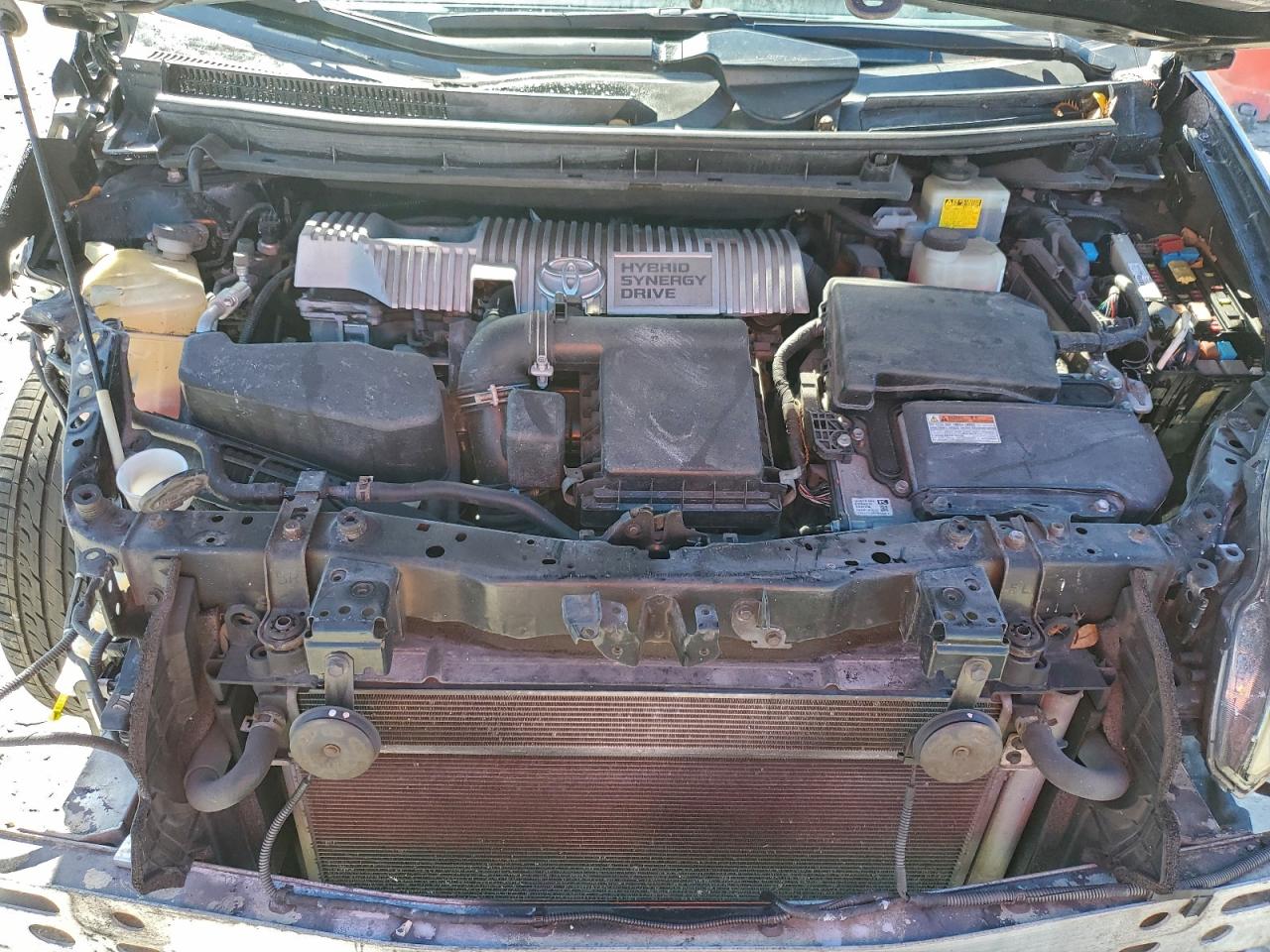 2013 TOYOTA PRIUS photo 21
