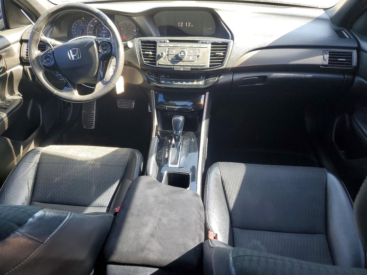 2016 HONDA ACCORD SPORT photo 15