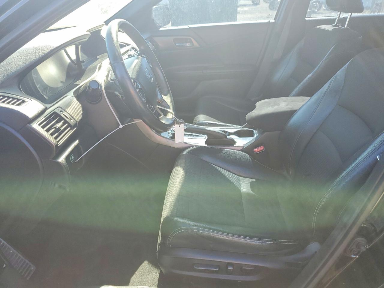 2016 HONDA ACCORD SPORT photo 13