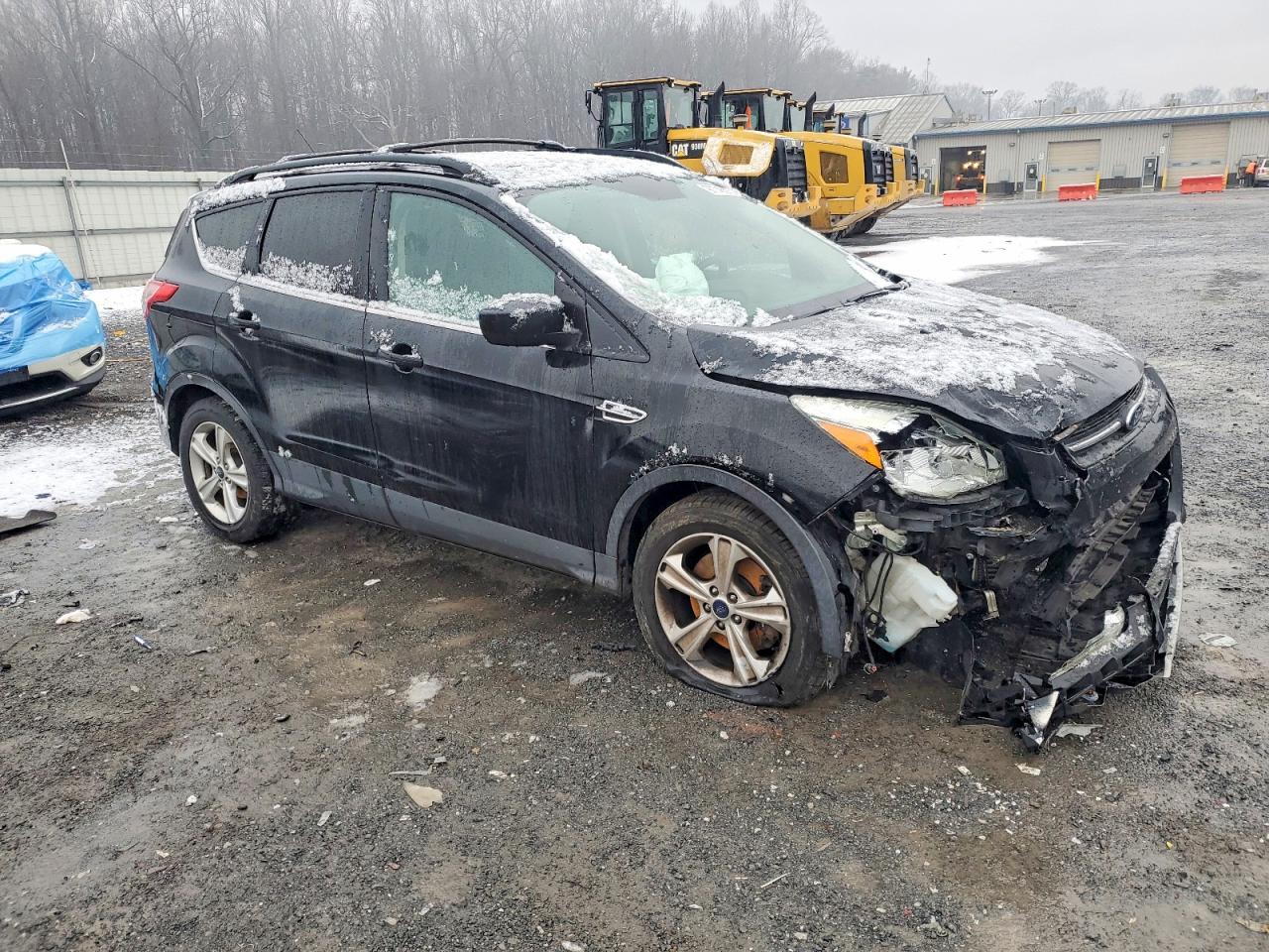 2016 FORD ESCAPE SE photo 4