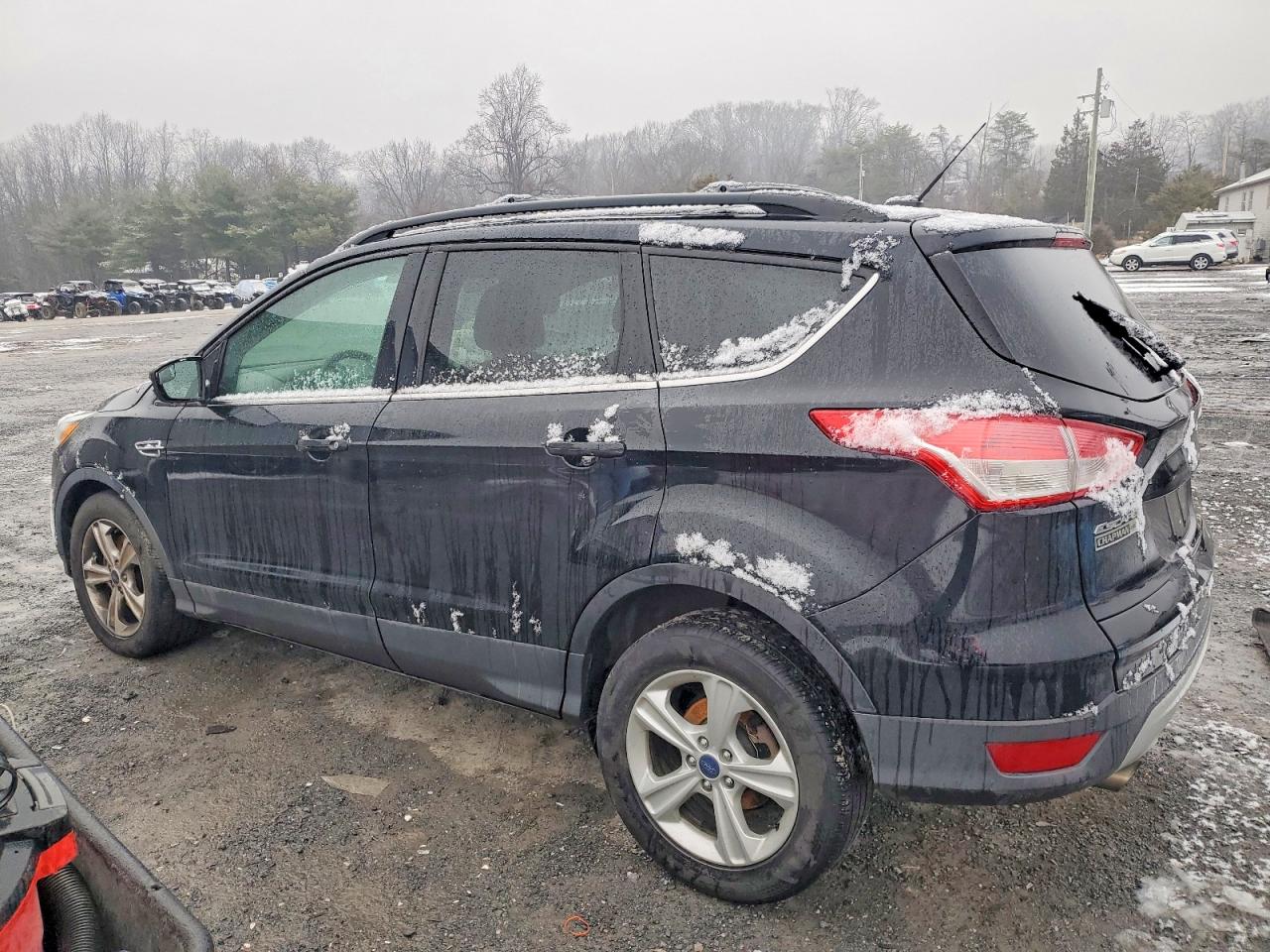 2016 FORD ESCAPE SE photo 2