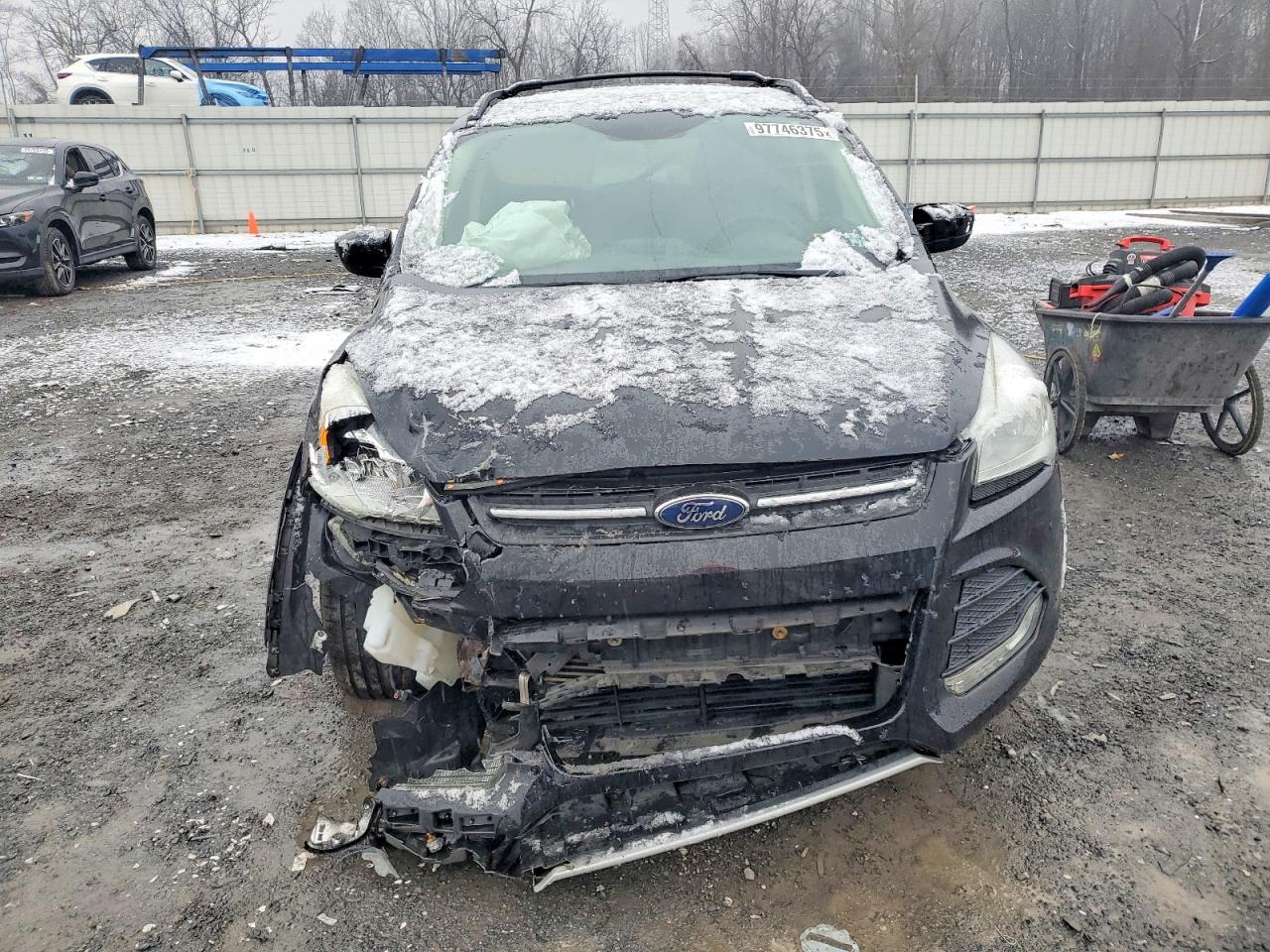 2016 FORD ESCAPE SE photo 5