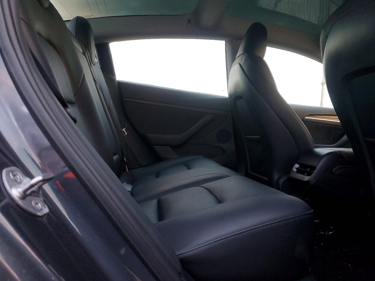 2023 TESLA MODEL 3 photo 10