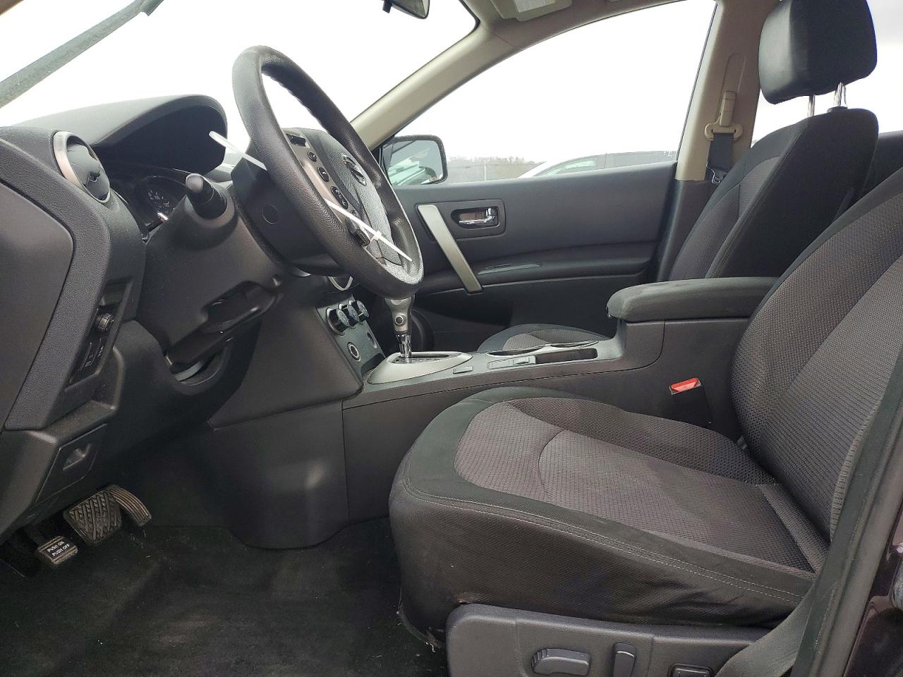2013 NISSAN ROGUE S photo 7