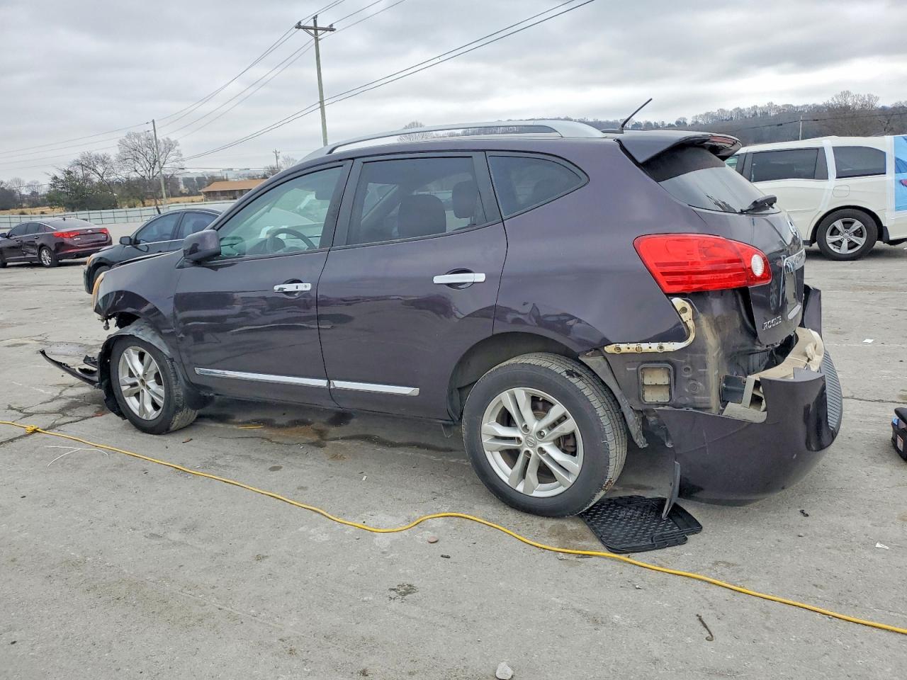 2013 NISSAN ROGUE S photo 2