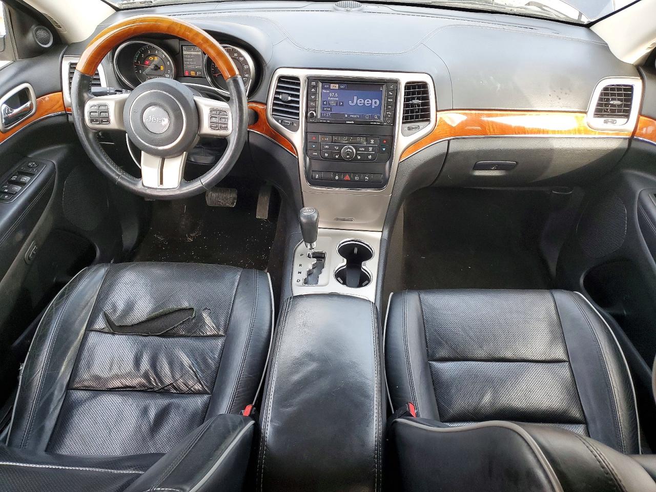2012 JEEP GRAND CHEROKEE OVERLAND photo 8