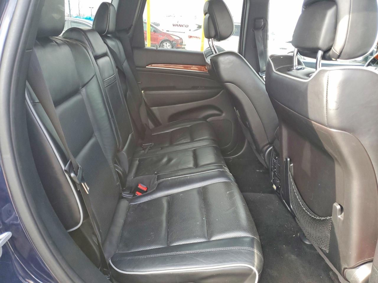2012 JEEP GRAND CHEROKEE OVERLAND photo 11