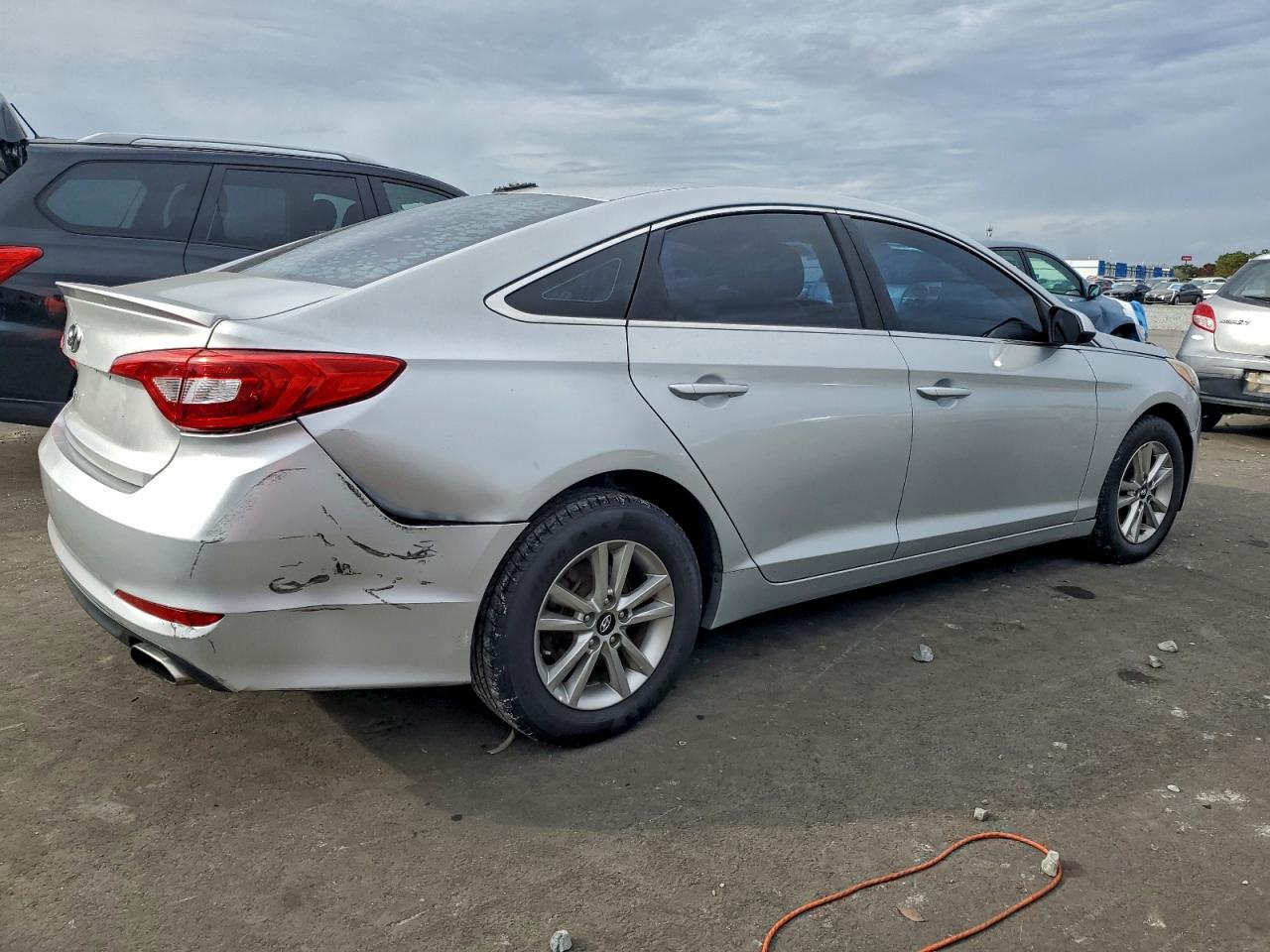 2016 HYUNDAI SONATA SE photo 3