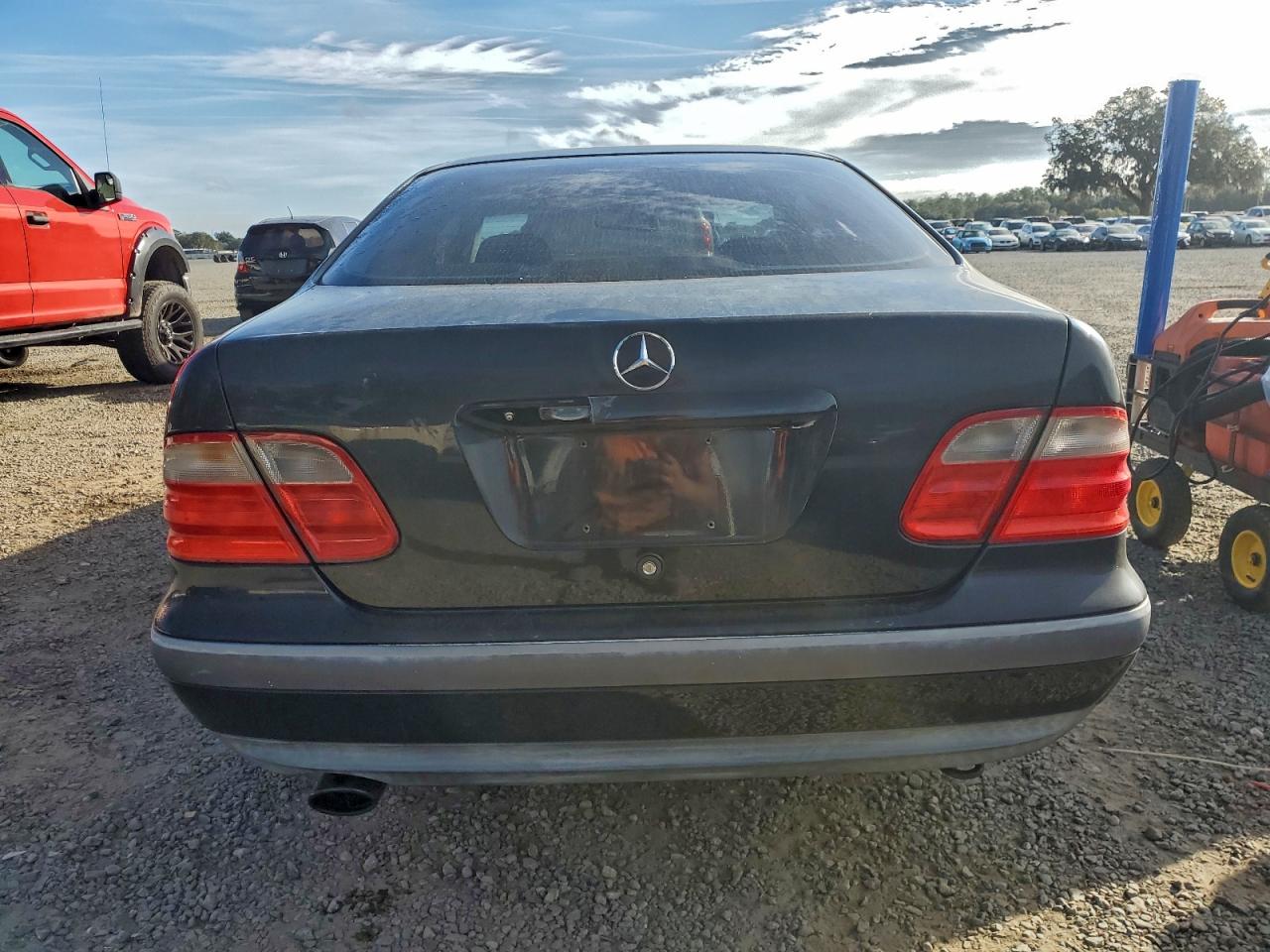 1999 MERCEDES-BENZ CLK 320 photo 6