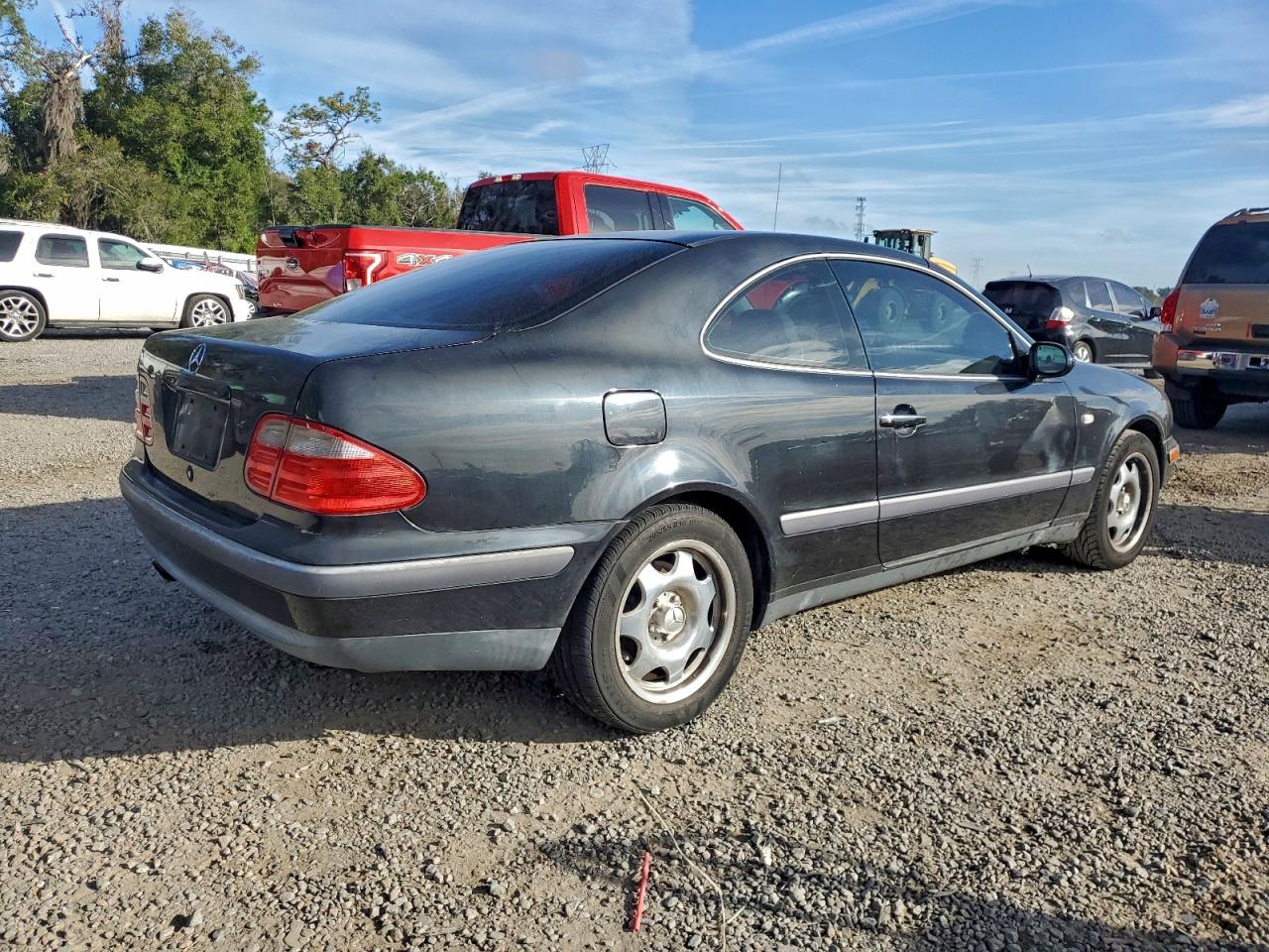 1999 MERCEDES-BENZ CLK 320 photo 3