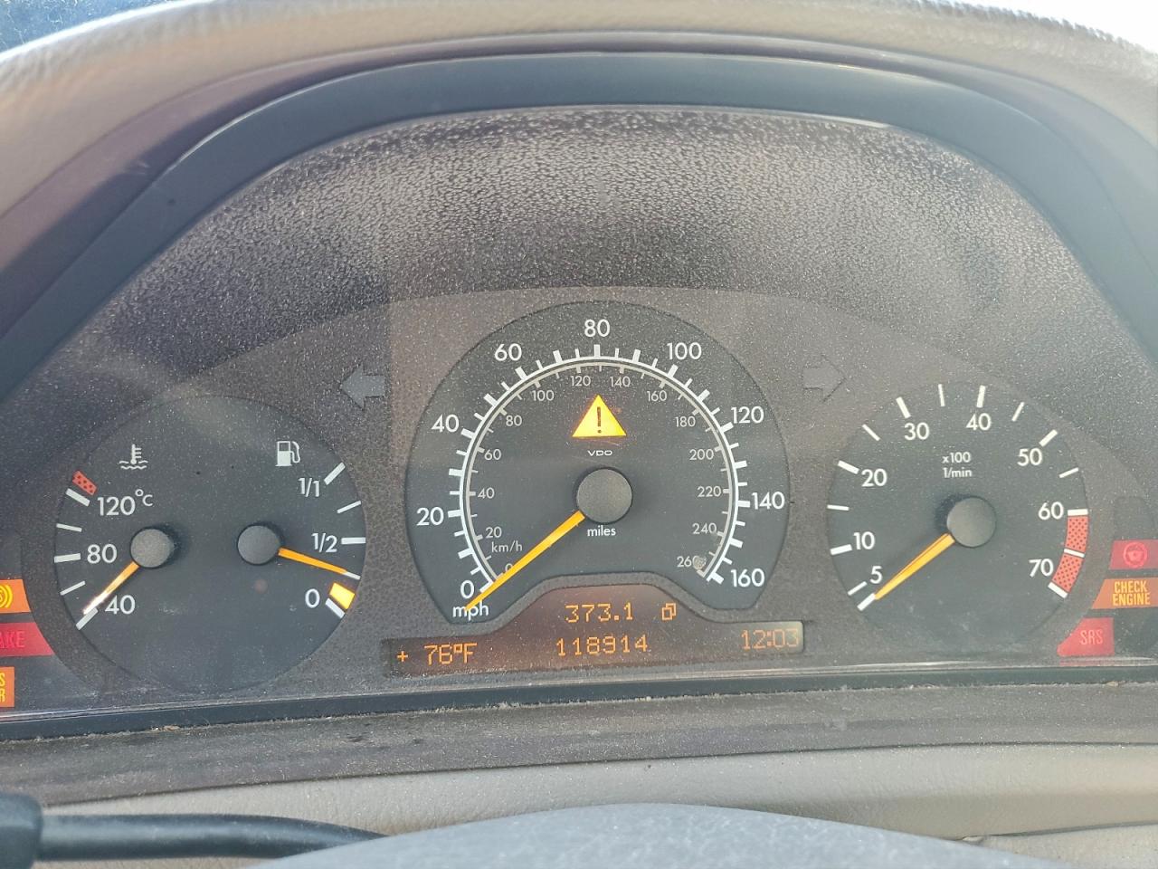 1999 MERCEDES-BENZ CLK 320 photo 9