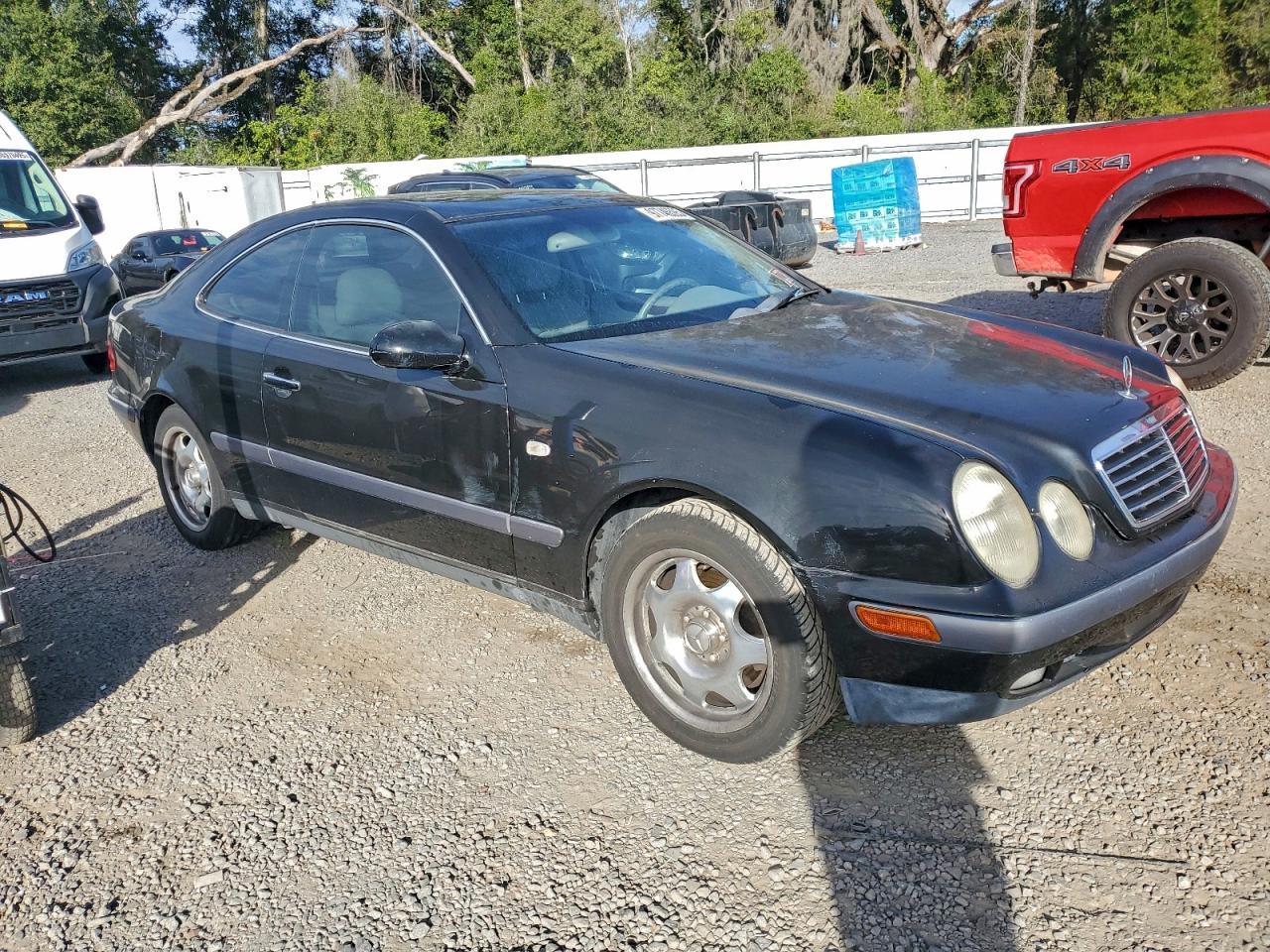 1999 MERCEDES-BENZ CLK 320 photo 4