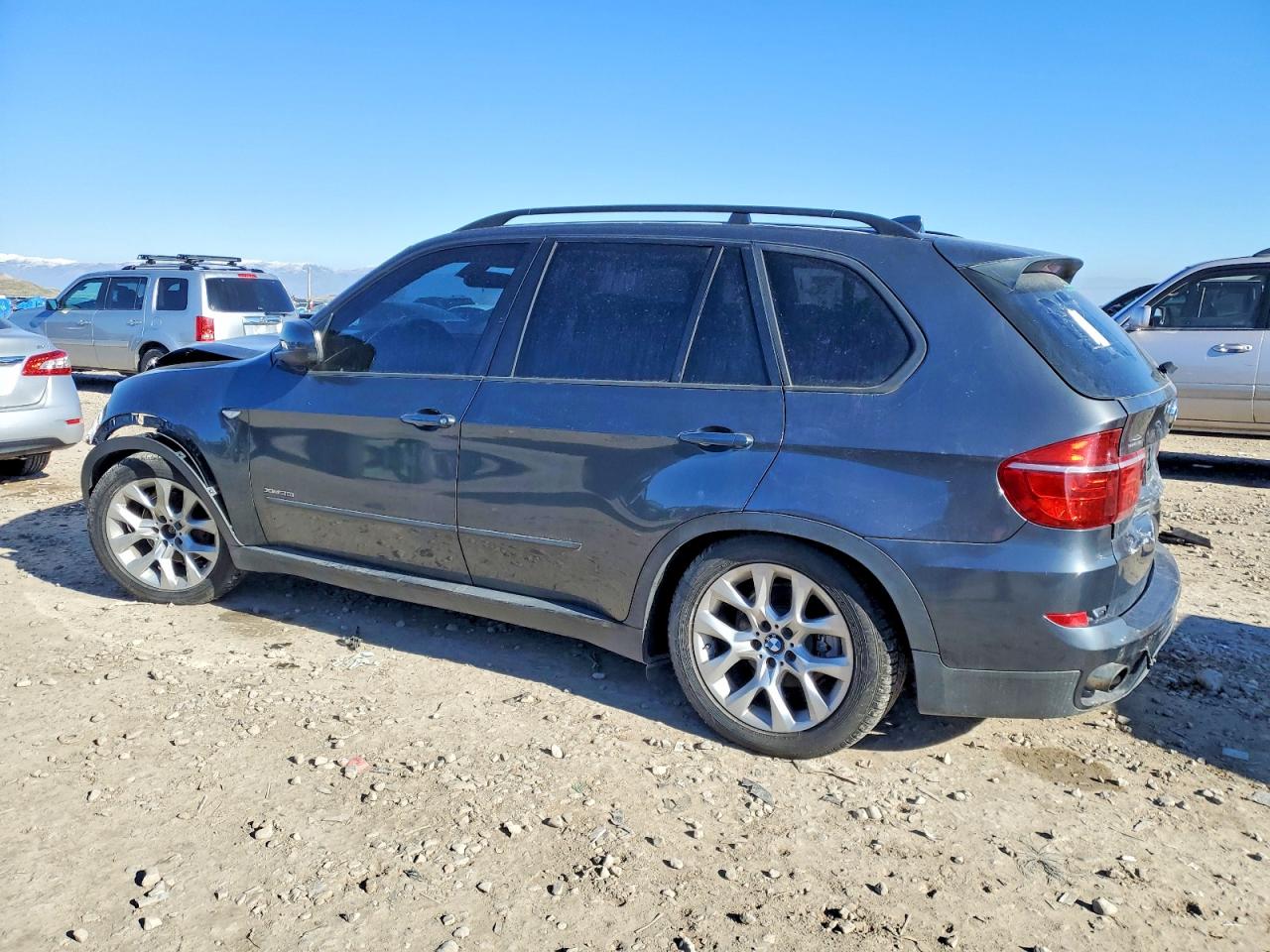 2012 BMW X5 XDRIVE35I photo 2
