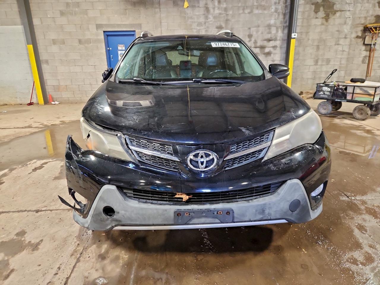 2014 TOYOTA RAV4 LIMITED photo 5