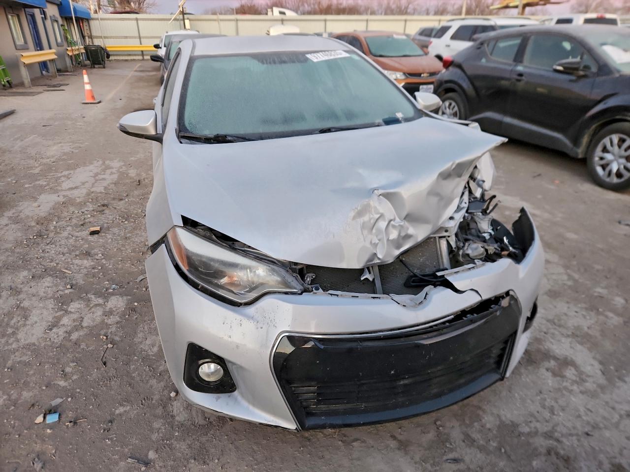 2016 TOYOTA COROLLA L photo 5