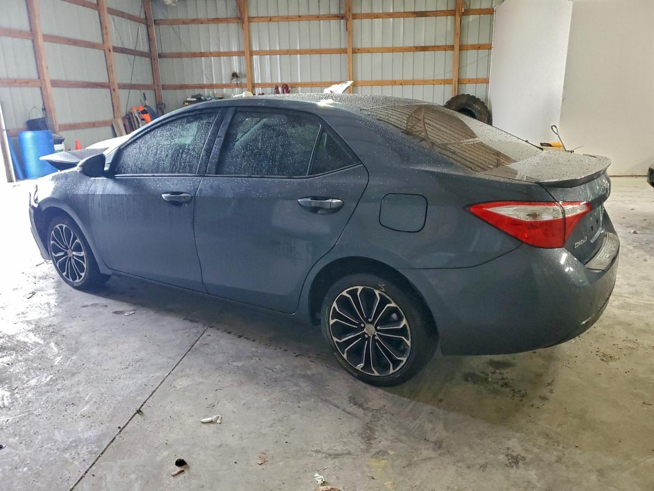 2015 TOYOTA COROLLA L photo 2