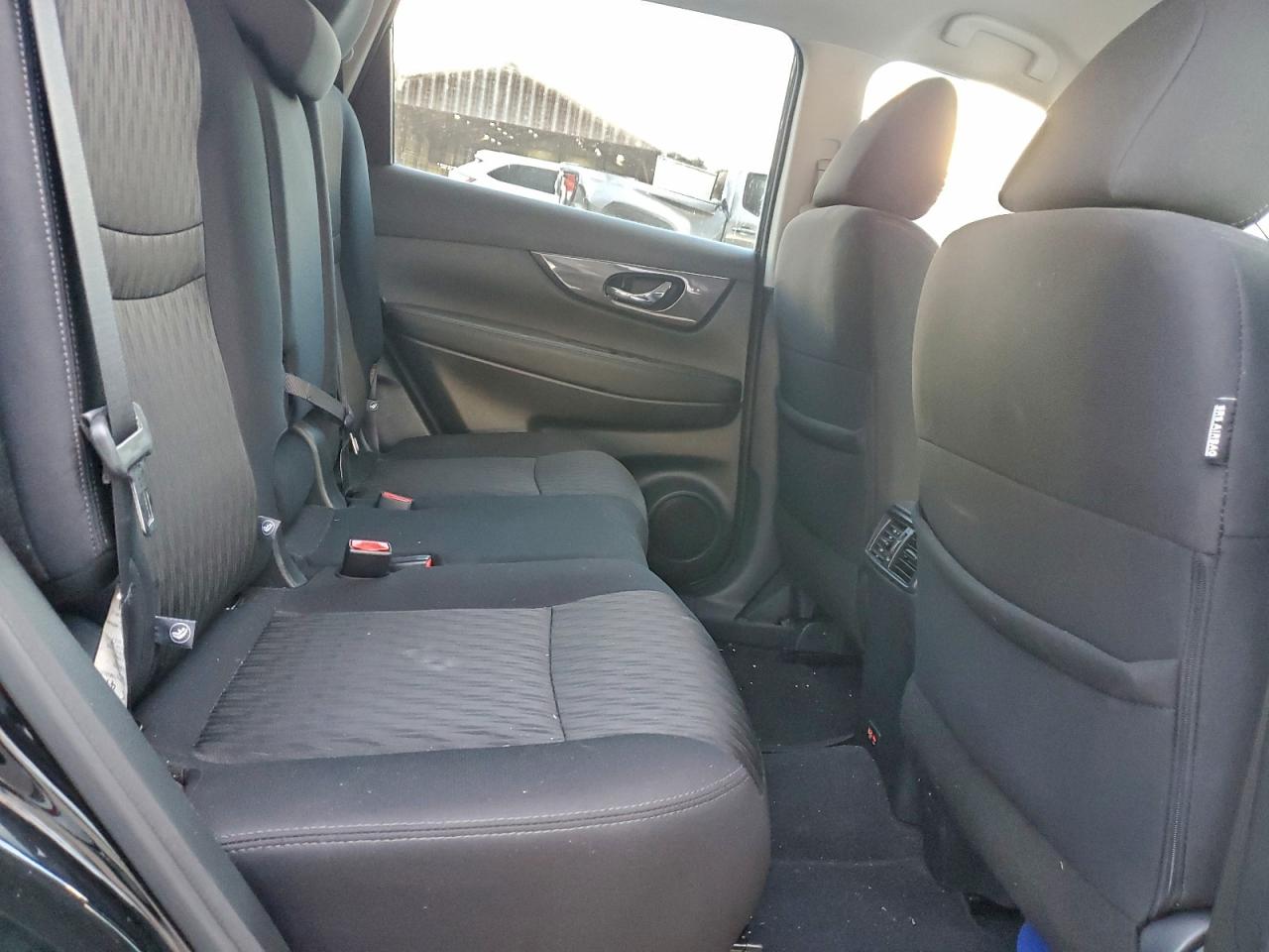 2020 NISSAN ROGUE S photo 11