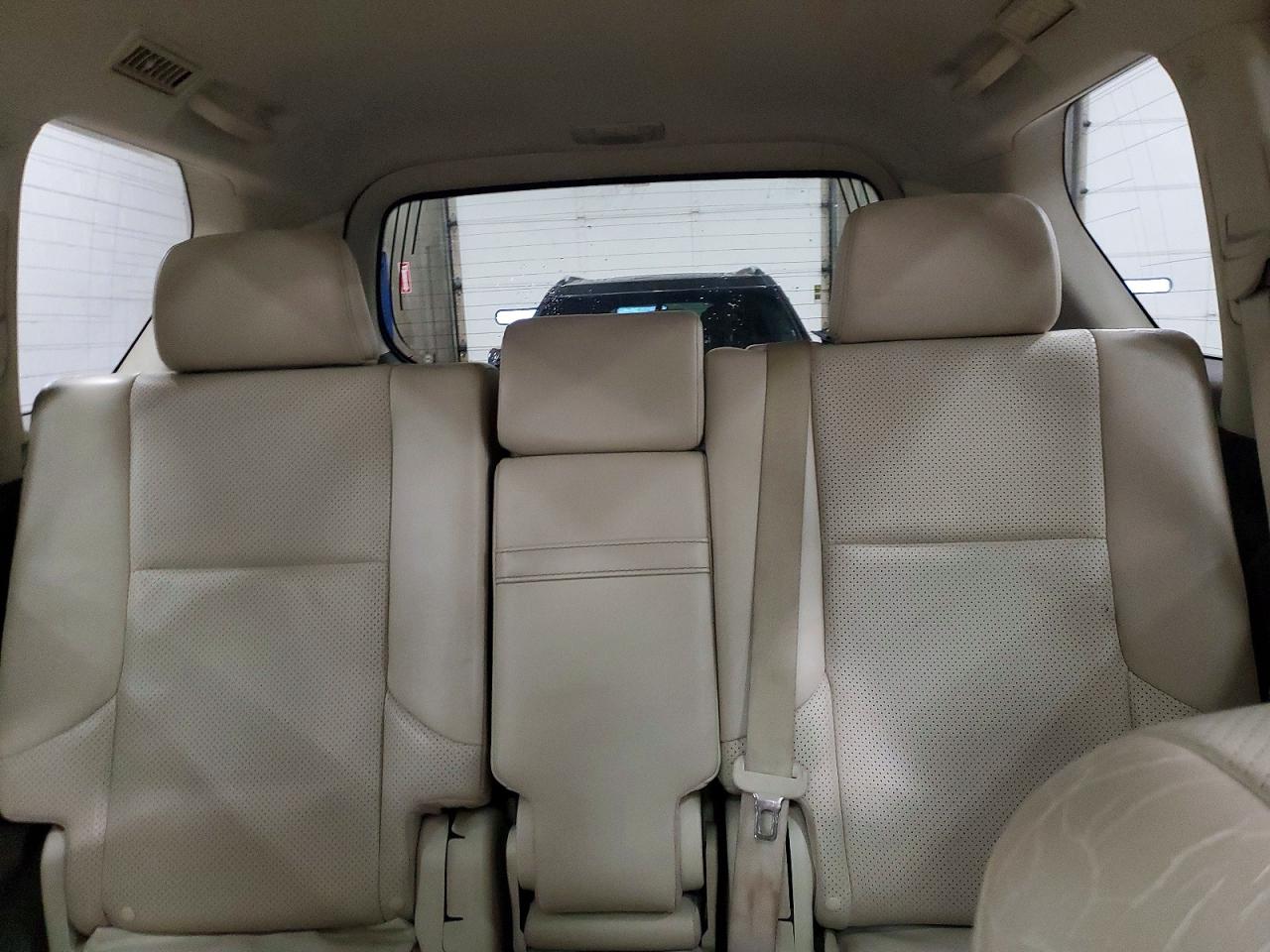 2011 LEXUS GX 460 photo 19